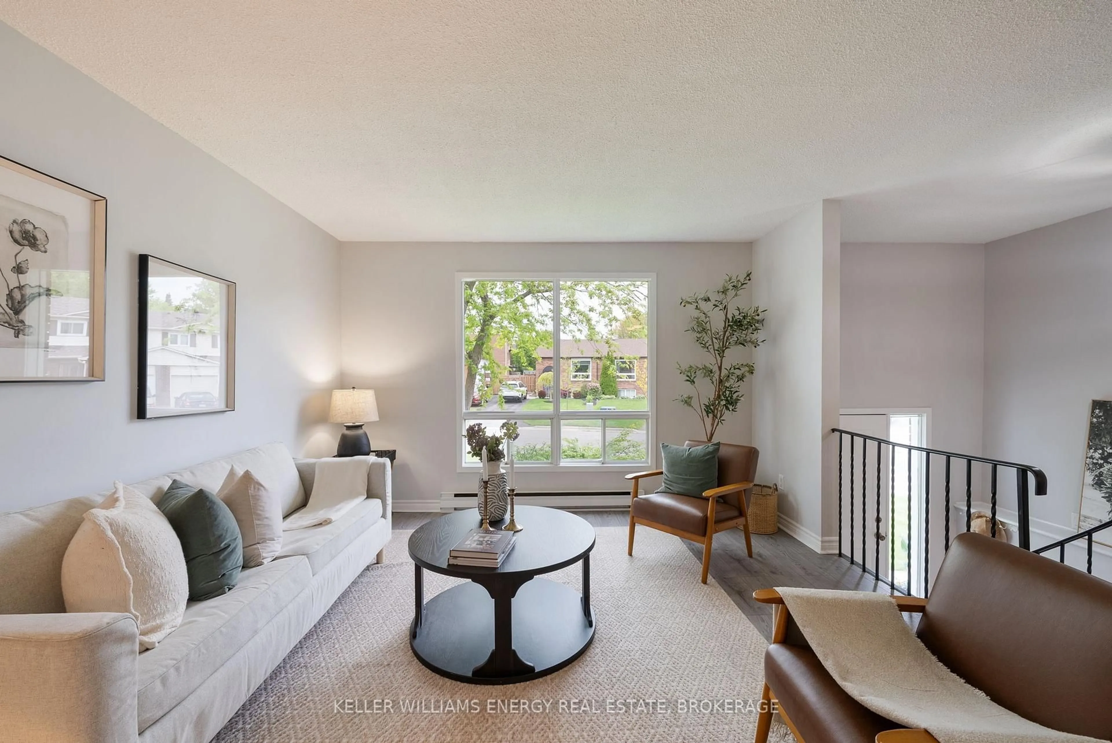 Living room with furniture, unknown for 736 Cricklewood Dr, Oshawa Ontario L1K 1R6