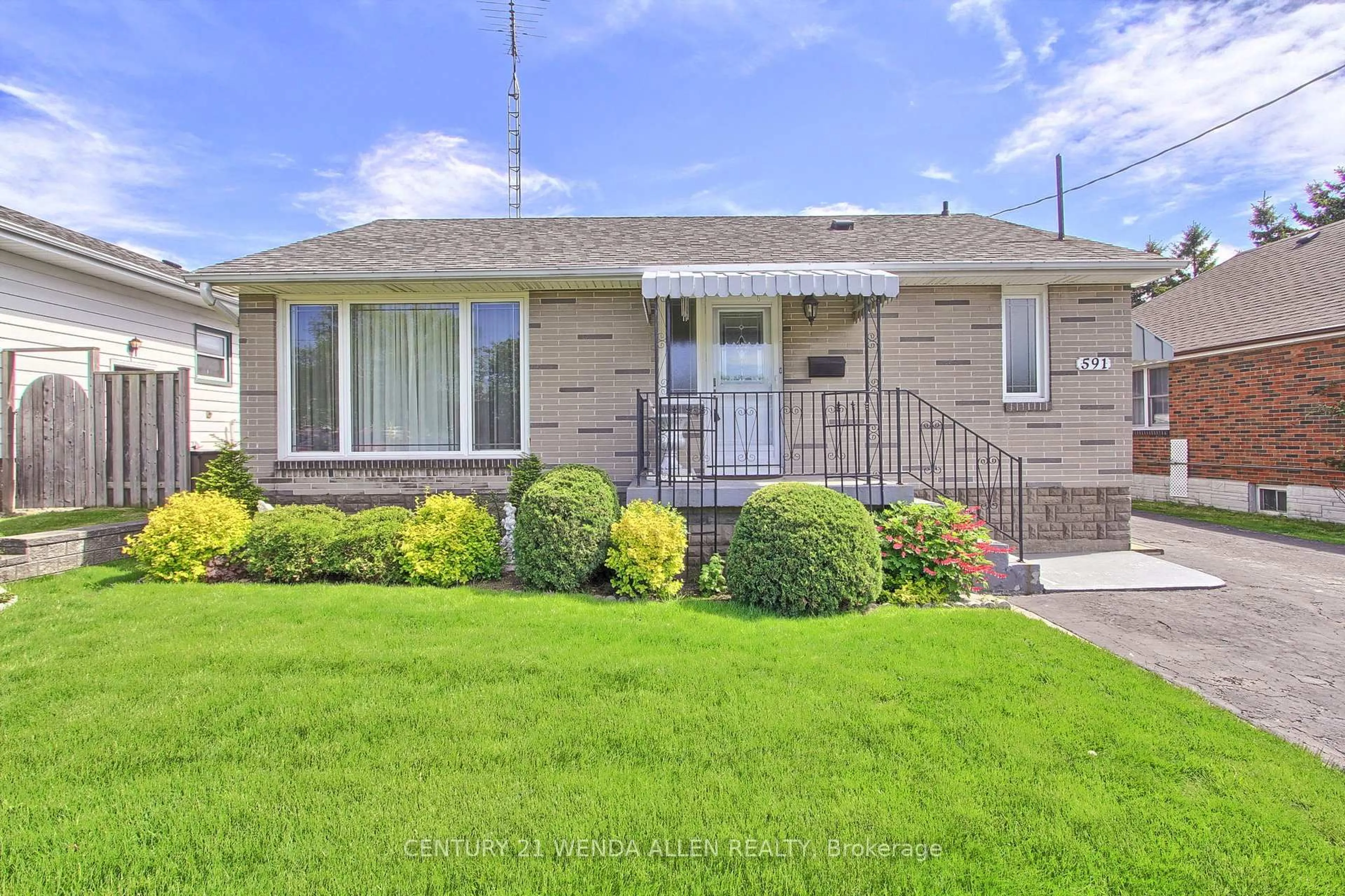 Home with brick exterior material, street for 591 Adelaide St, Oshawa Ontario L1J 2S2