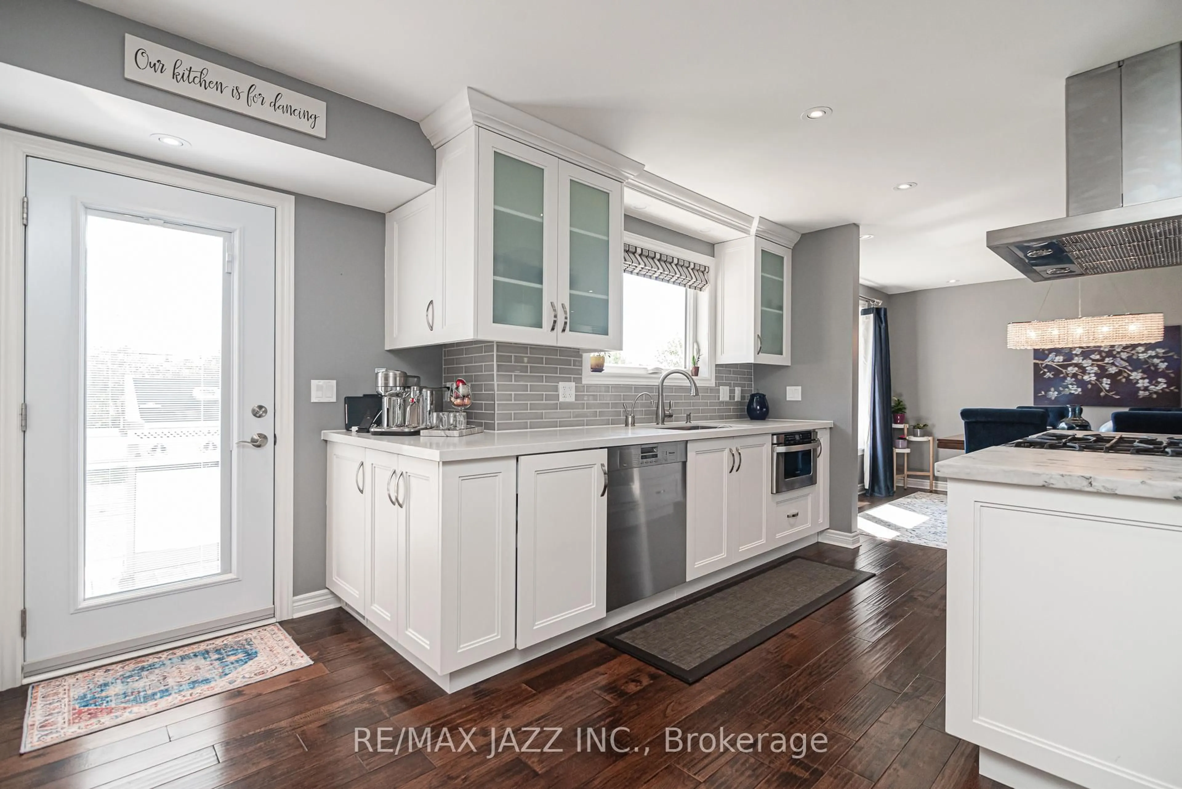 Open concept kitchen, unknown for 35 Strathy Rd, Ajax Ontario L1S 2V2