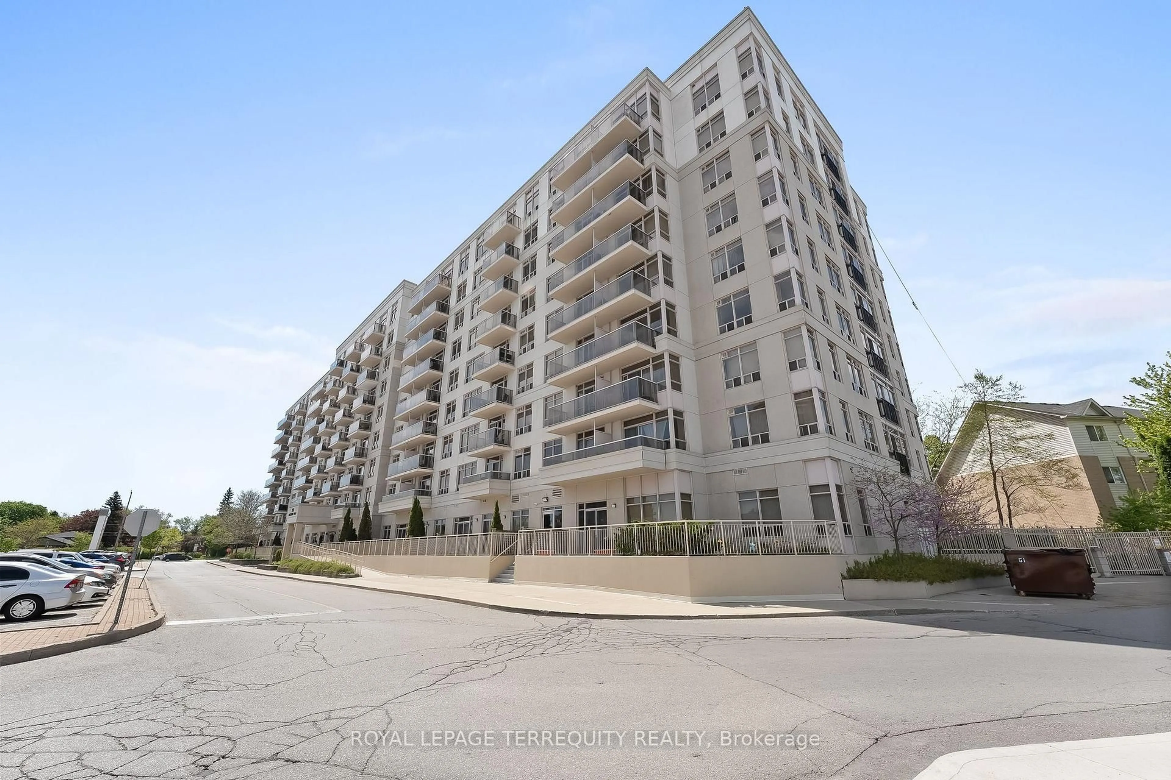 Unknown for 3650 Kingston RD Rd #217, Toronto Ontario M1M 3X9