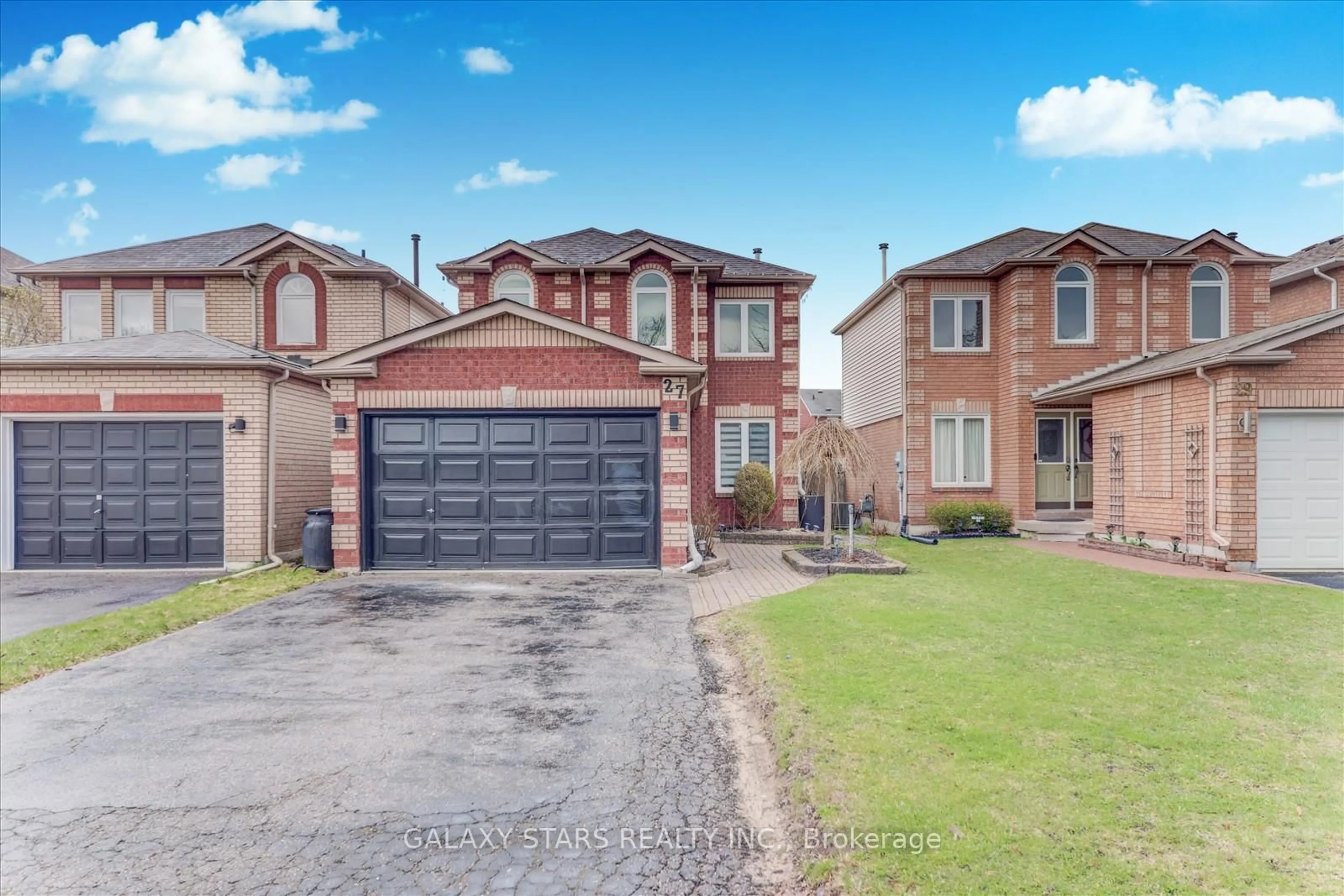 Home with brick exterior material, street for 27 John Walter Cres, Clarington Ontario L1E 2W6