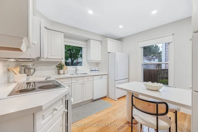 Additional property image - 219 Goldhawk Tr