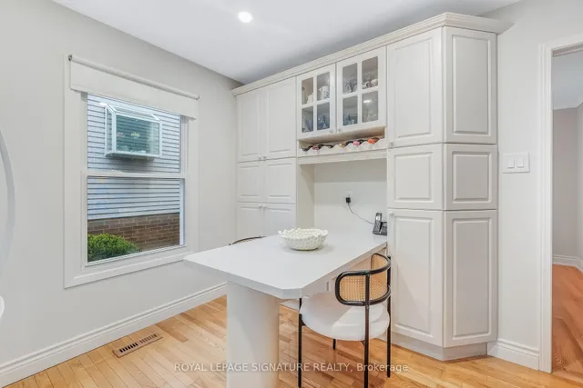 Additional property image - 219 Goldhawk Tr