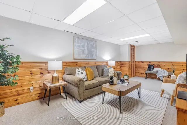 Additional property image - 219 Goldhawk Tr