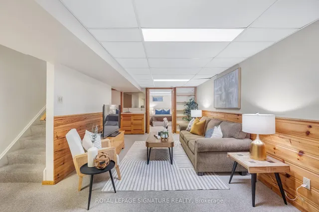 Additional property image - 219 Goldhawk Tr