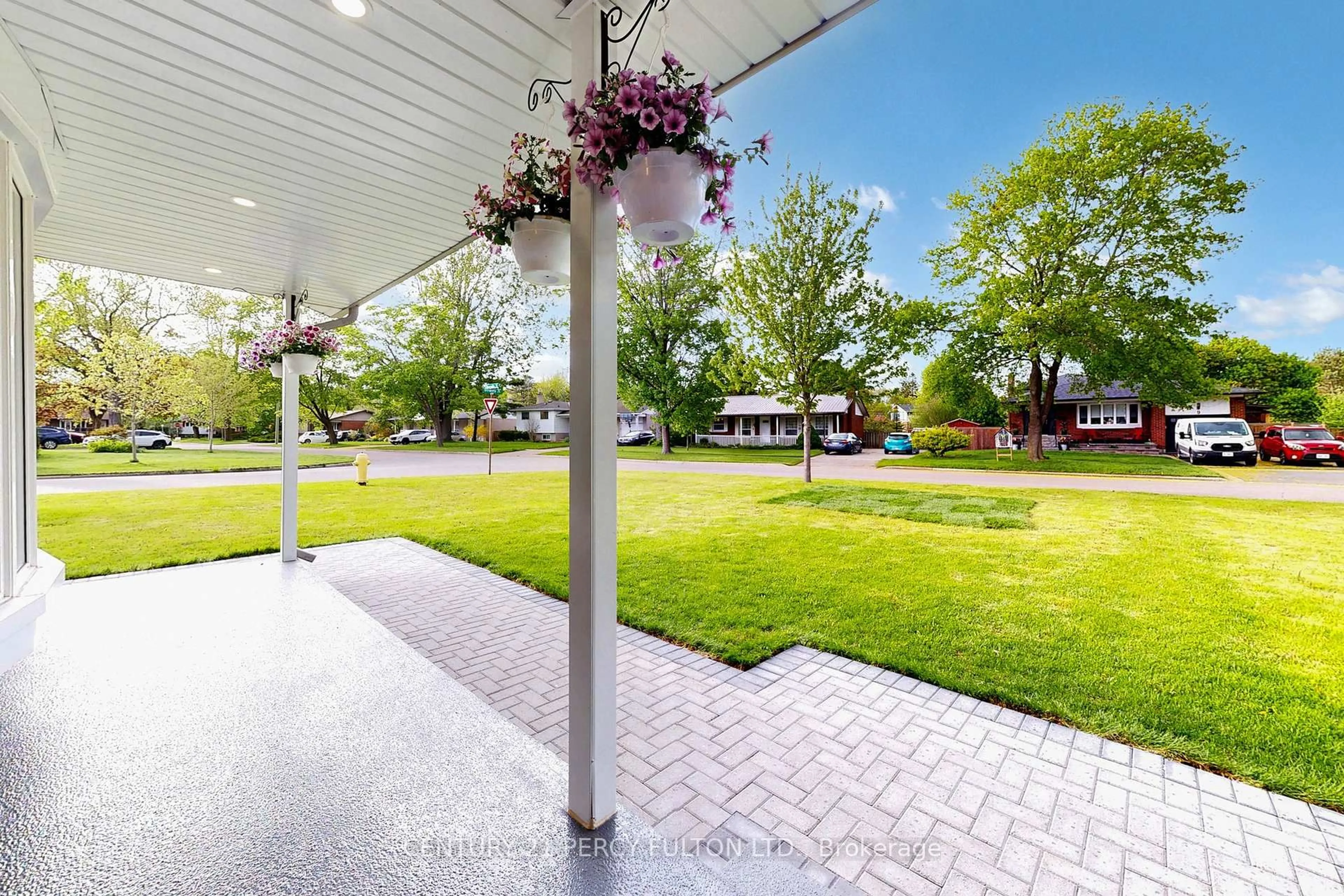 Patio, unknown for 8 Burrells Rd, Ajax Ontario L1S 2V5