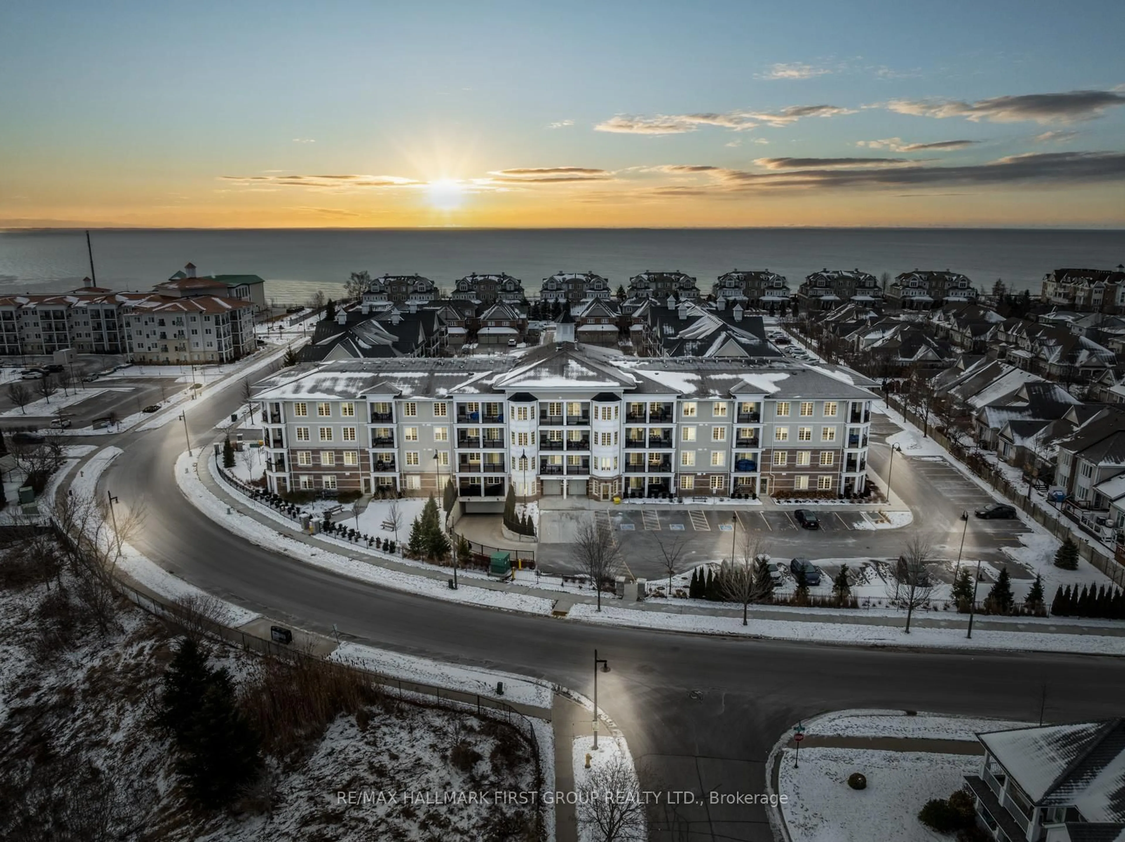 A pic from outside/outdoor area/front of a property/back of a property/a pic from drone, unknown for 65 Shipway Ave #315, Clarington Ontario L1B 0W2
