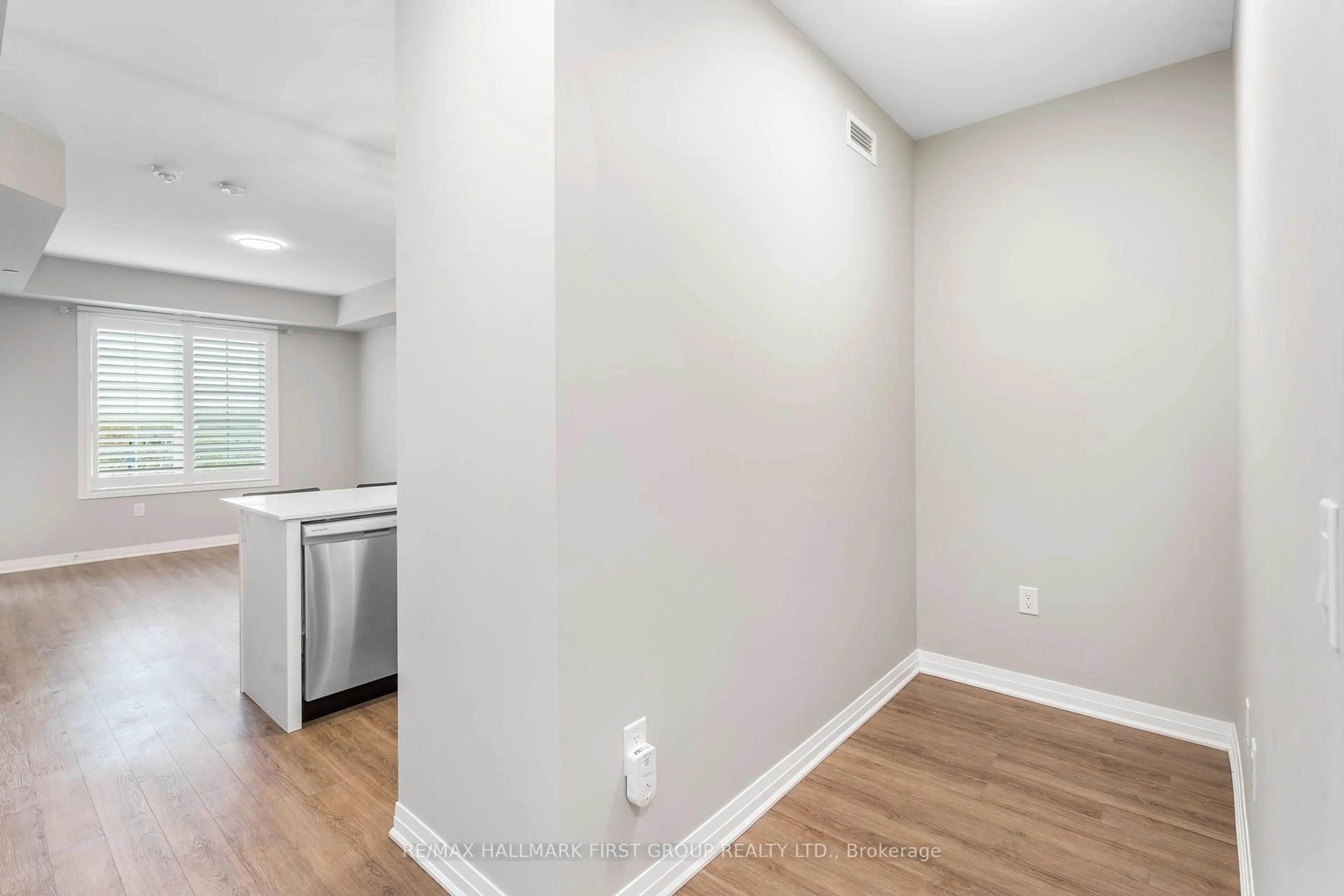A pic of a room for 65 Shipway Ave #315, Clarington Ontario L1B 0W2