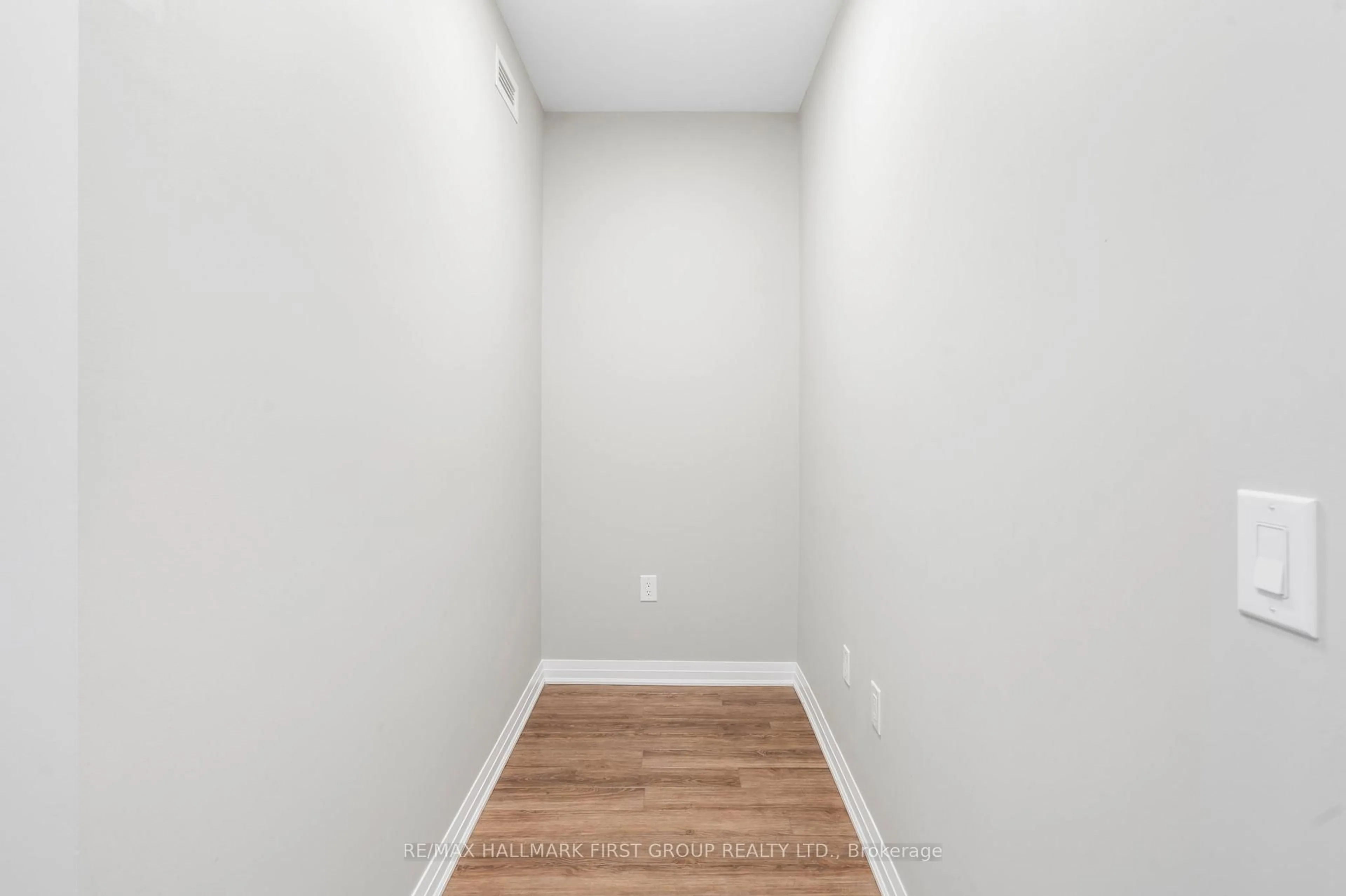 A pic of a room for 65 Shipway Ave #315, Clarington Ontario L1B 0W2