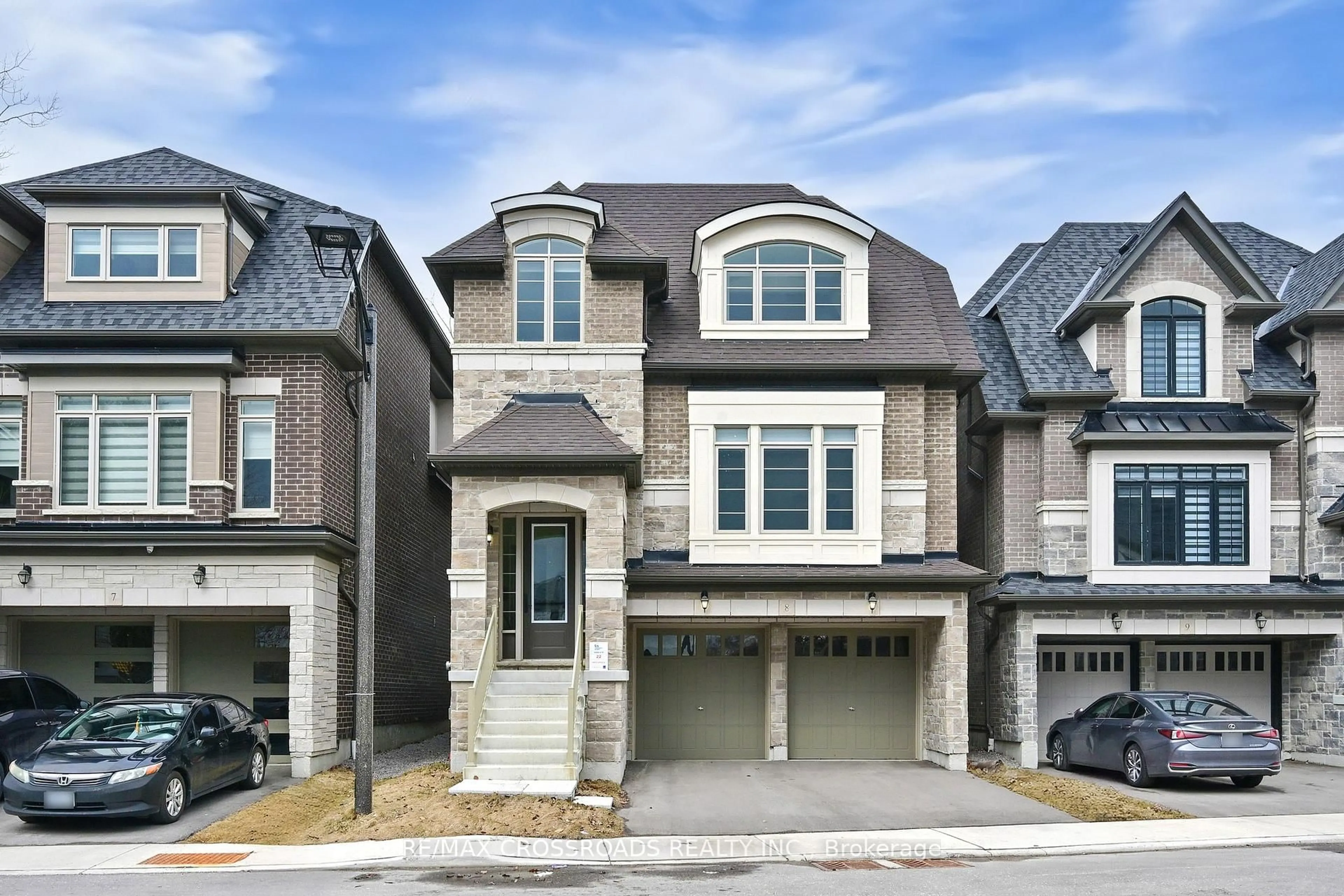 Home with brick exterior material, street for 400 Finch Ave #8, Pickering Ontario L1V 0G7