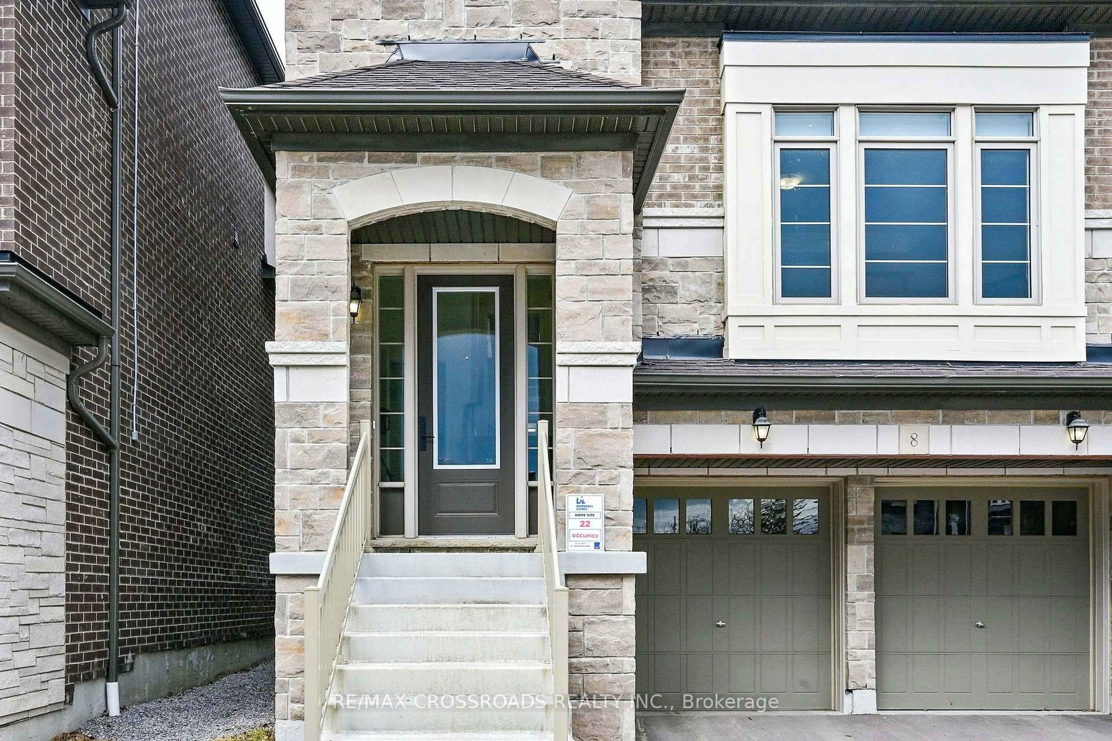 Home with brick exterior material, street for 400 Finch Ave #8, Pickering Ontario L1V 0G7