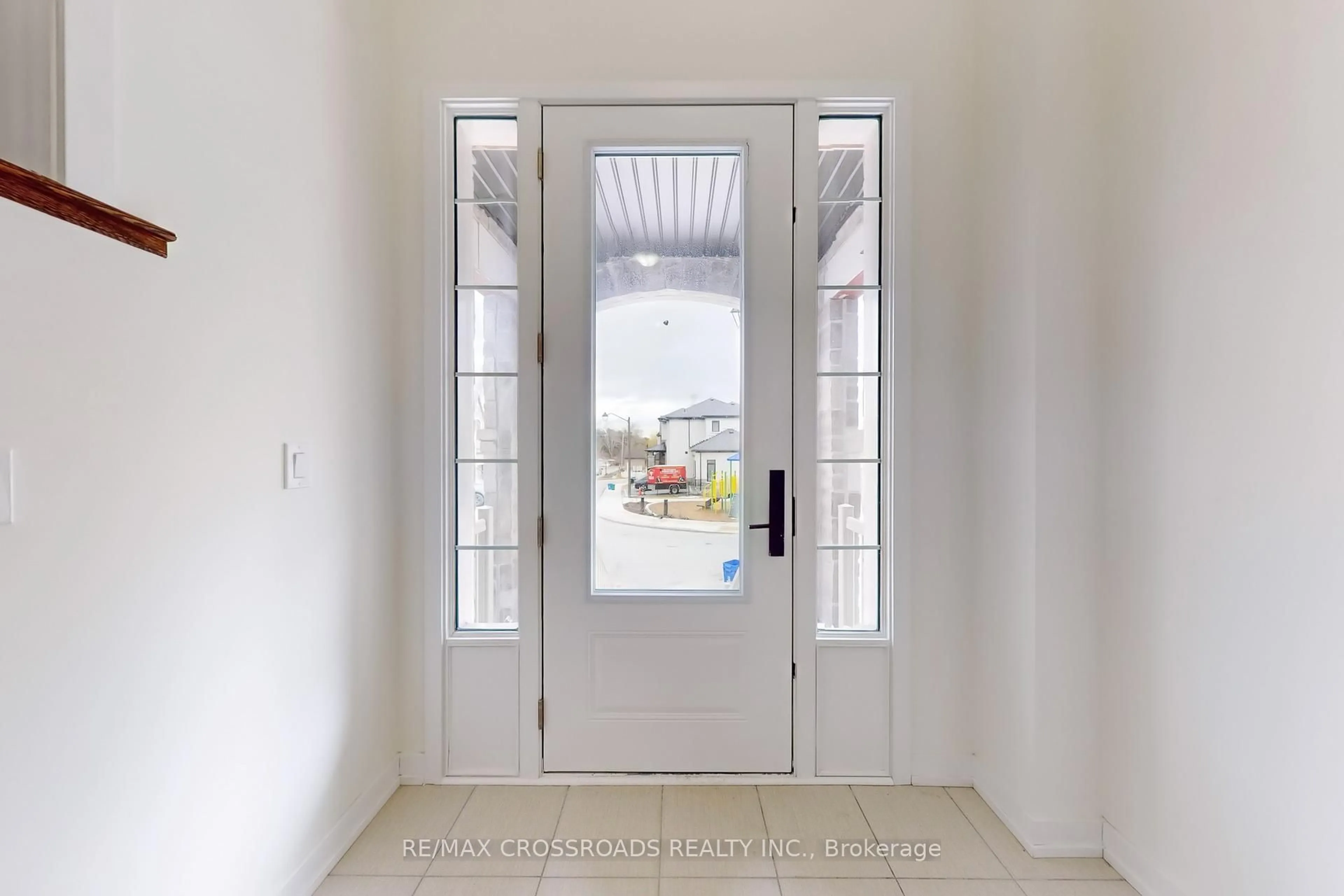 Indoor entryway for 400 Finch Ave #8, Pickering Ontario L1V 0G7