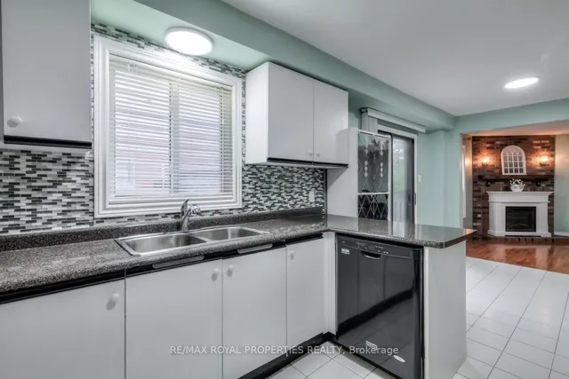 Additional property image - 54 Bluenose Cres
