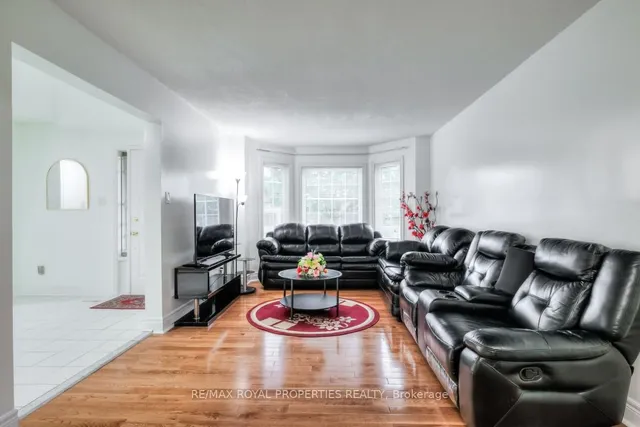 Additional property image - 54 Bluenose Cres