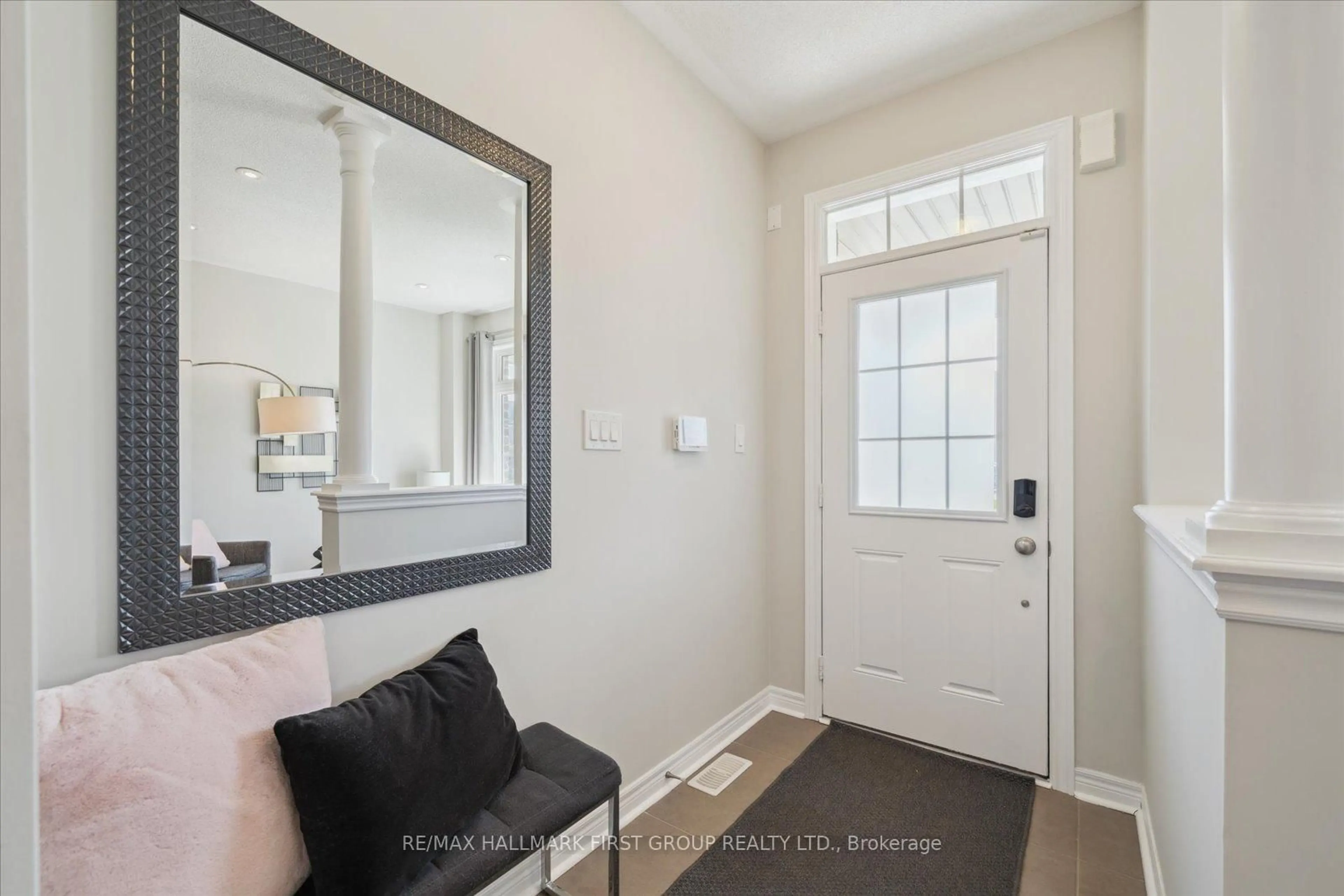 Indoor entryway for 62 Bignell Cres, Ajax Ontario L1Z 0P6