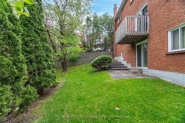 Additional image 47 of 29 Moeller Crt