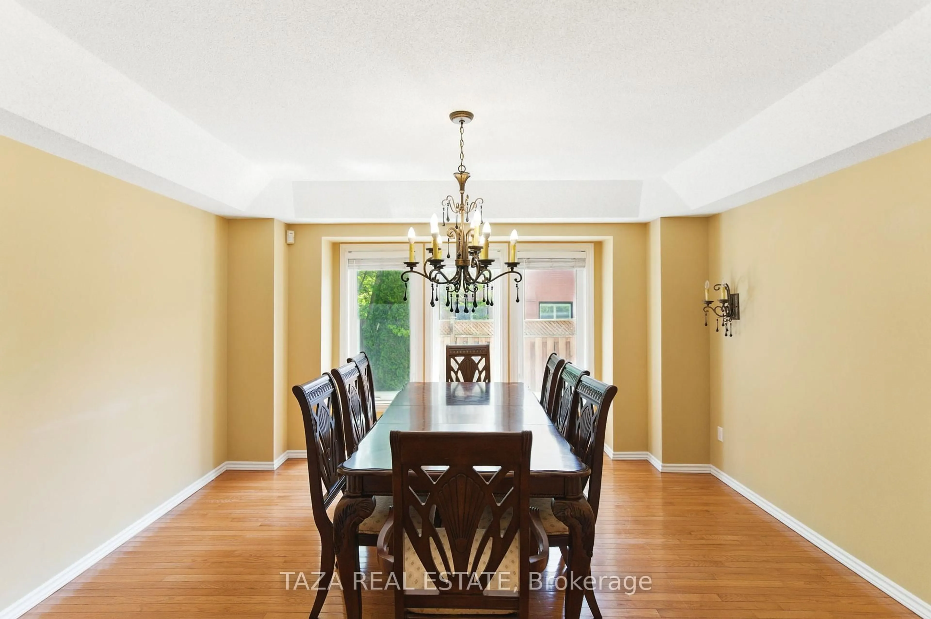 Dining room, unknown for 50 Dewbourne Pl, Whitby Ontario L1R 2E4
