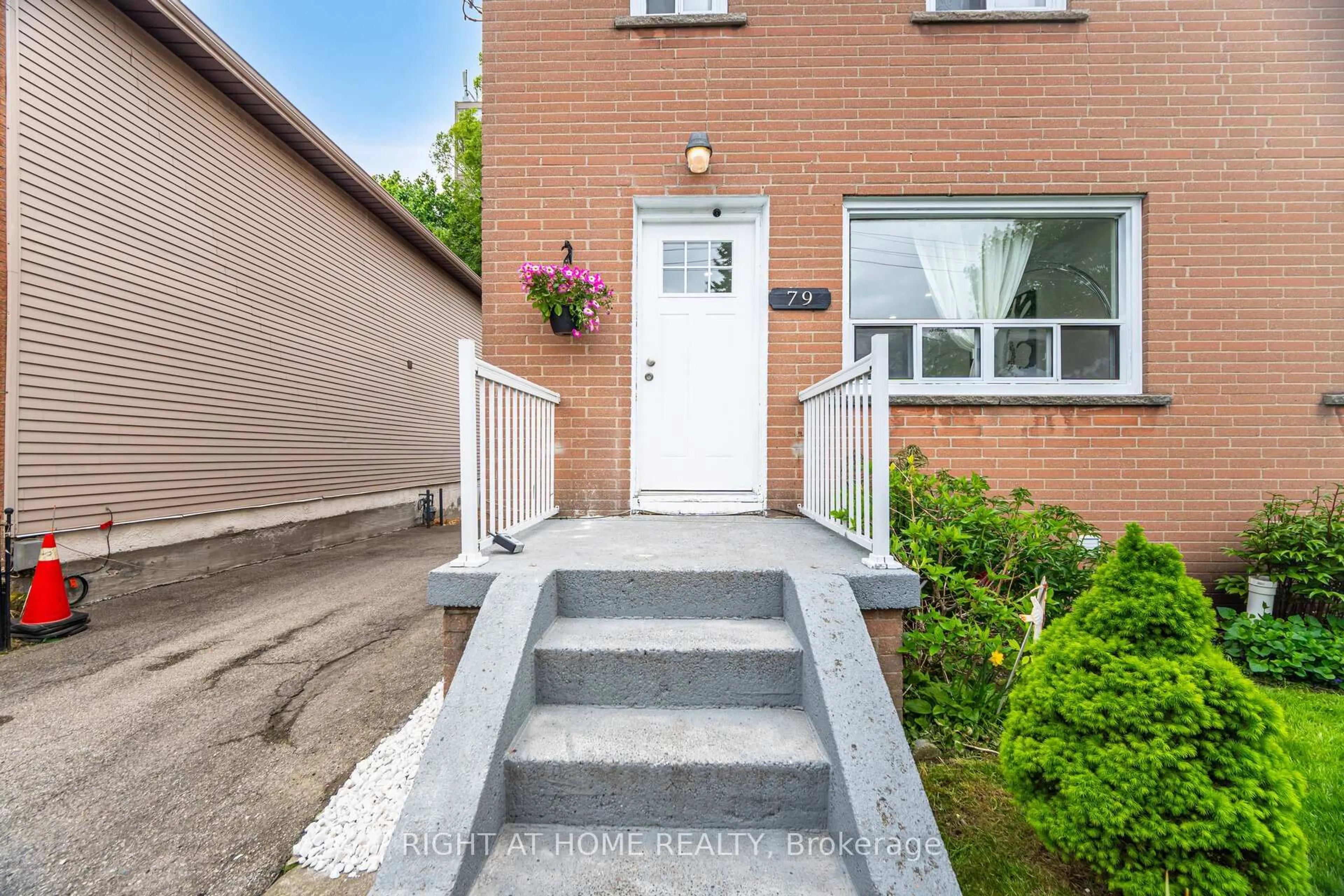 Unknown for 79 Chapman Ave, Toronto Ontario M4B 1C6