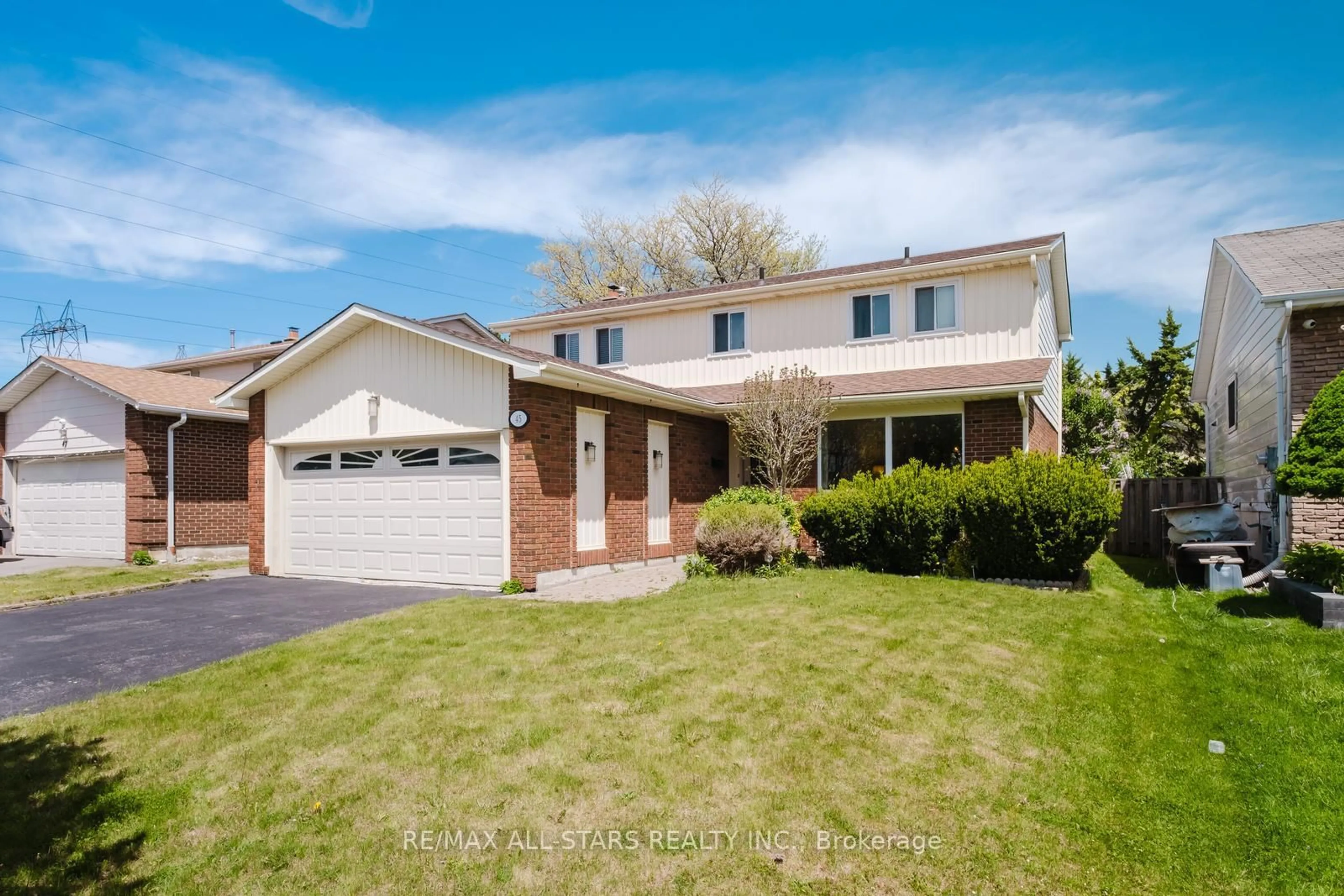 Home with brick exterior material, street for 45 Wellpark Blvd, Toronto Ontario M1V 1A6