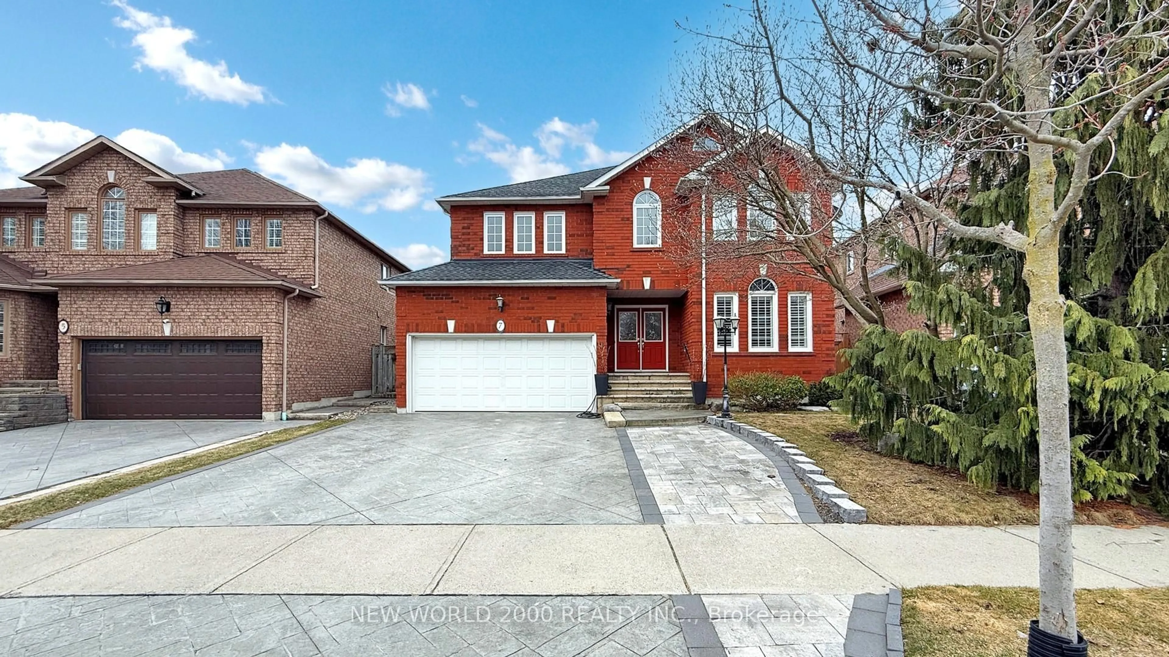 Home with brick exterior material, street for 7 Finnegan Pl, Whitby Ontario L1R 2G2