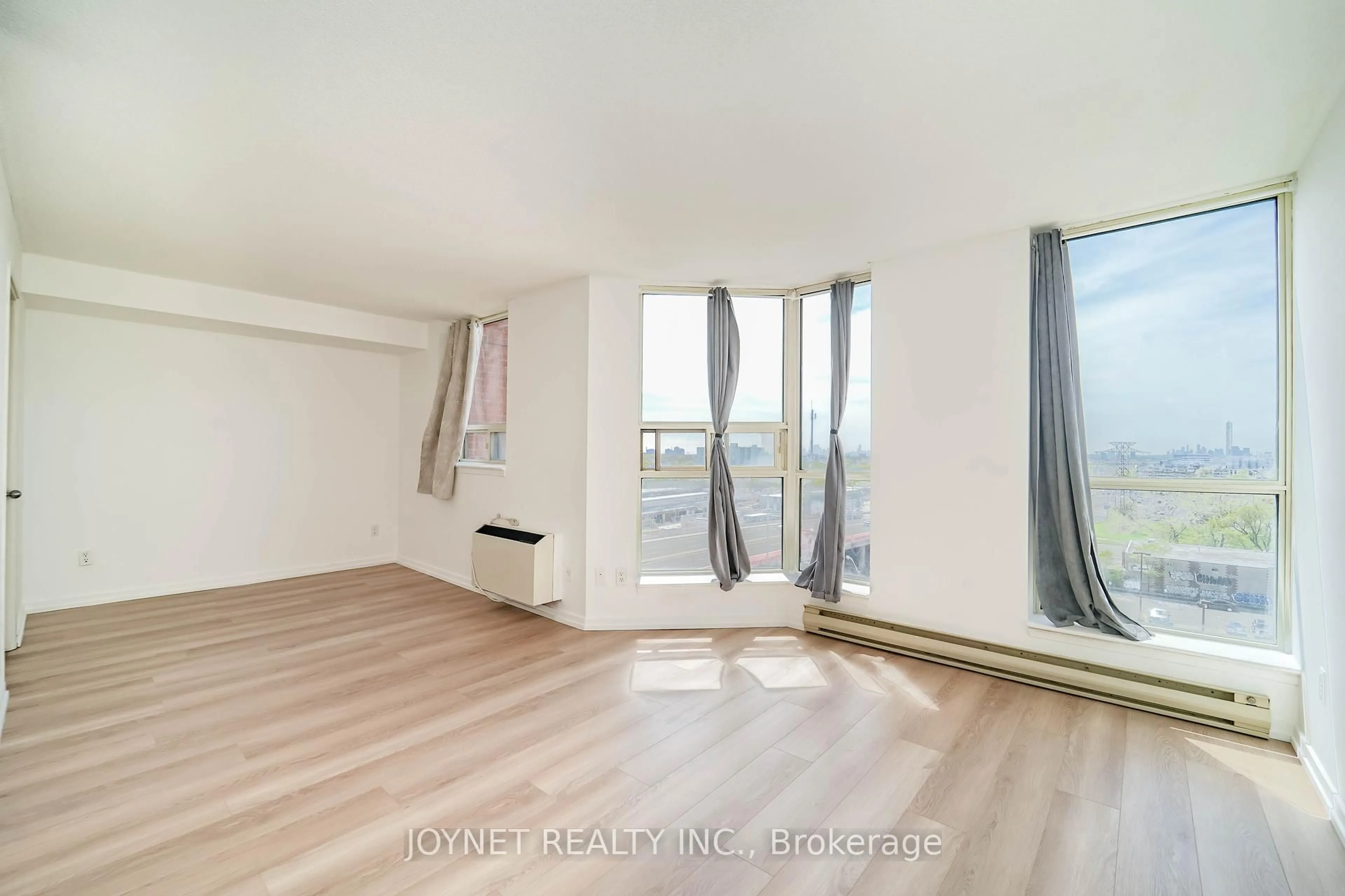 A pic of a room for 2460 Eglinton Ave #917, Toronto Ontario M1K 5J7