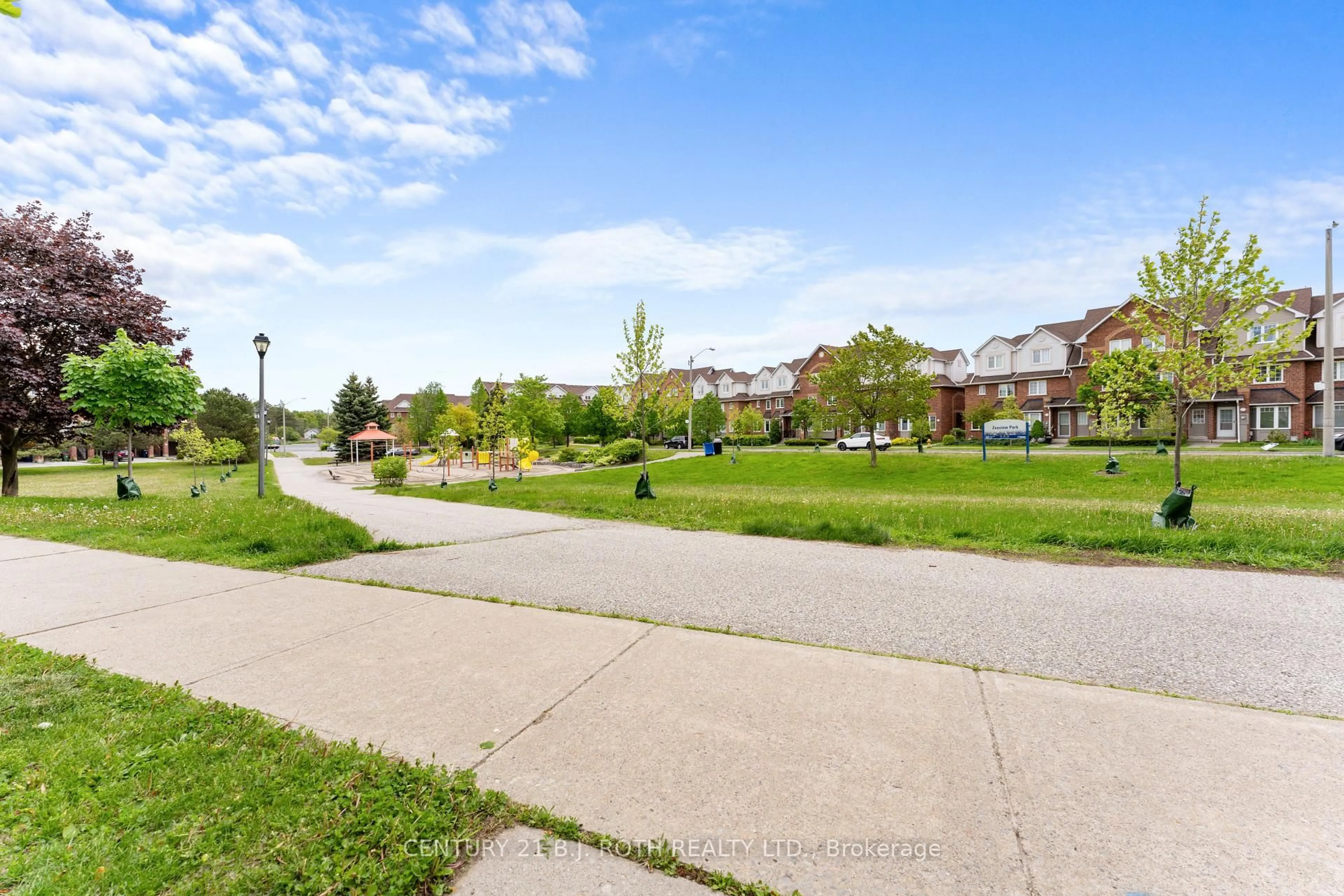 Unknown for 2 Hedge End Rd #101, Toronto Ontario M1B 5Z8