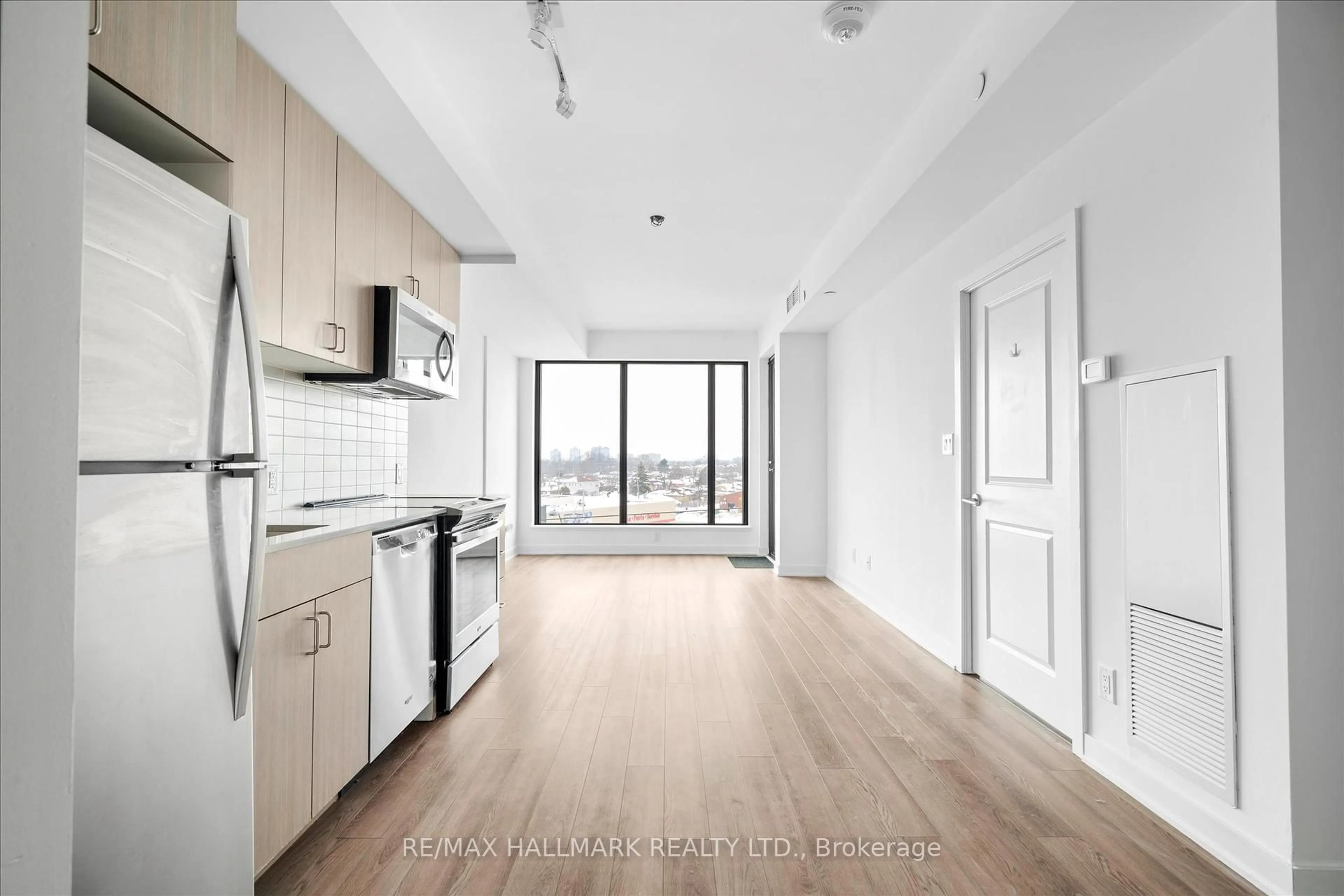 Unknown for 2799 Kingston Rd #619, Toronto Ontario M1M 1N1