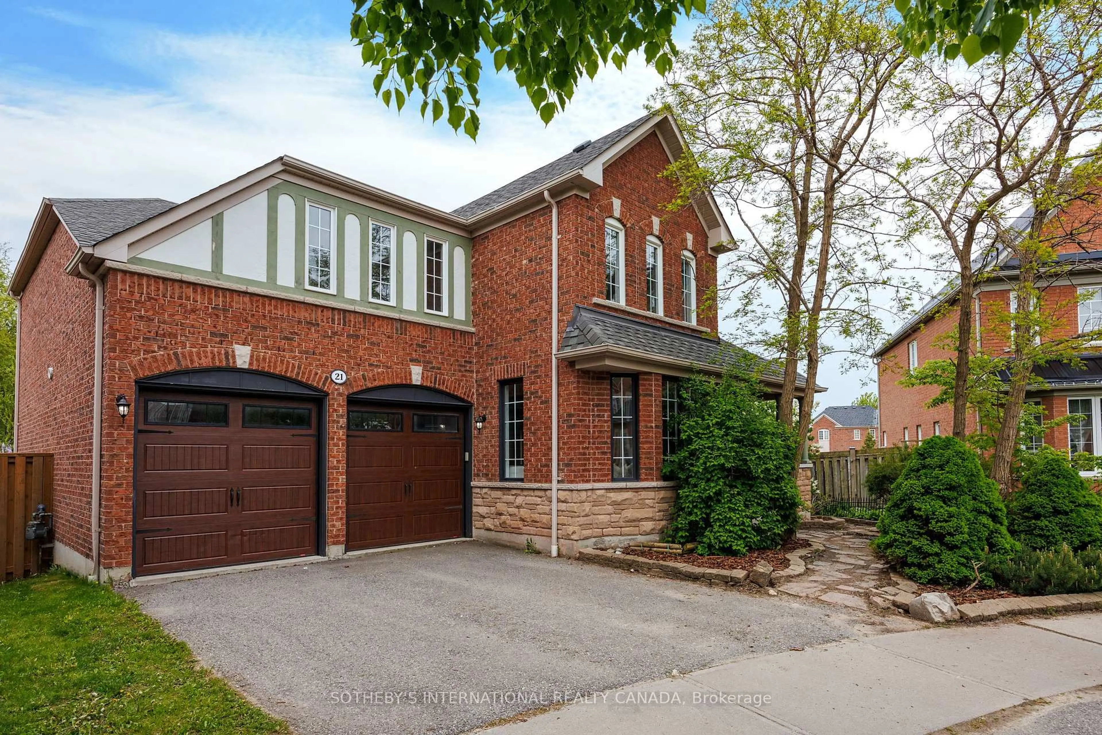 Home with brick exterior material, street for 21 ALDEN Sq, Ajax Ontario L1T 4Z2
