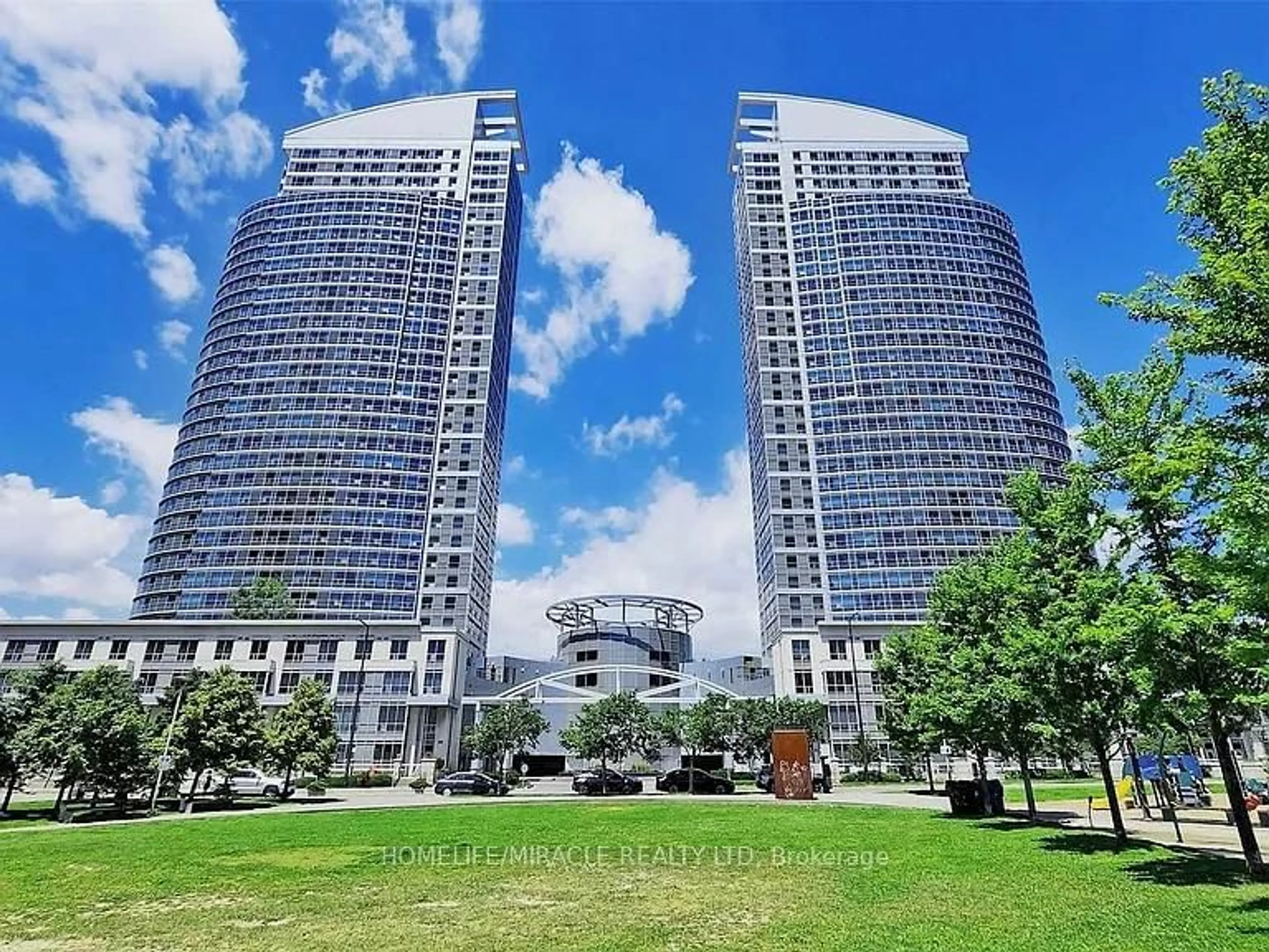 Unknown for 36 Lee Centre Dr #3011, Toronto Ontario M1H 3K2