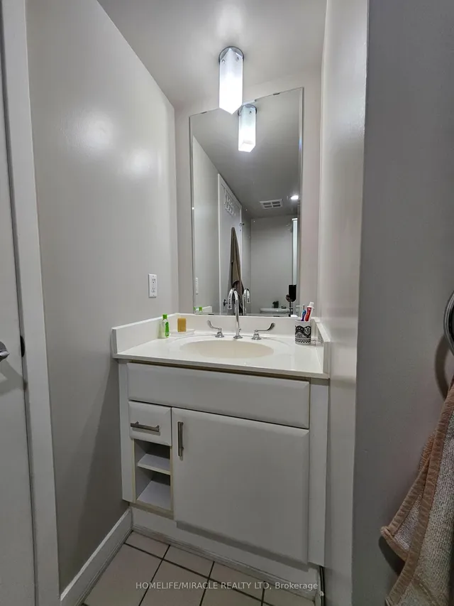 Additional property image - 36 Lee Centre Dr Unit 3011
