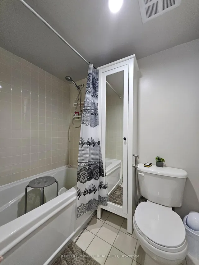 Additional property image - 36 Lee Centre Dr Unit 3011