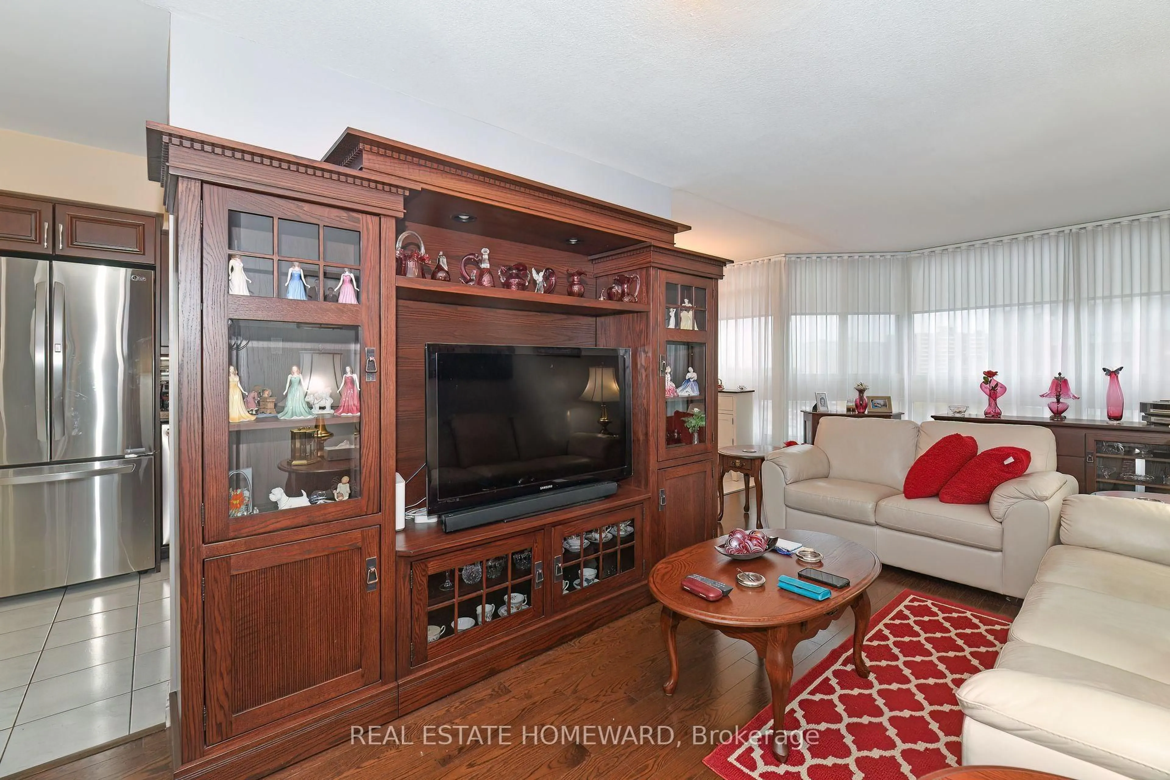 Living room with furniture, unknown for 3233 Eglinton Ave #810, Toronto Ontario M1J 3N6