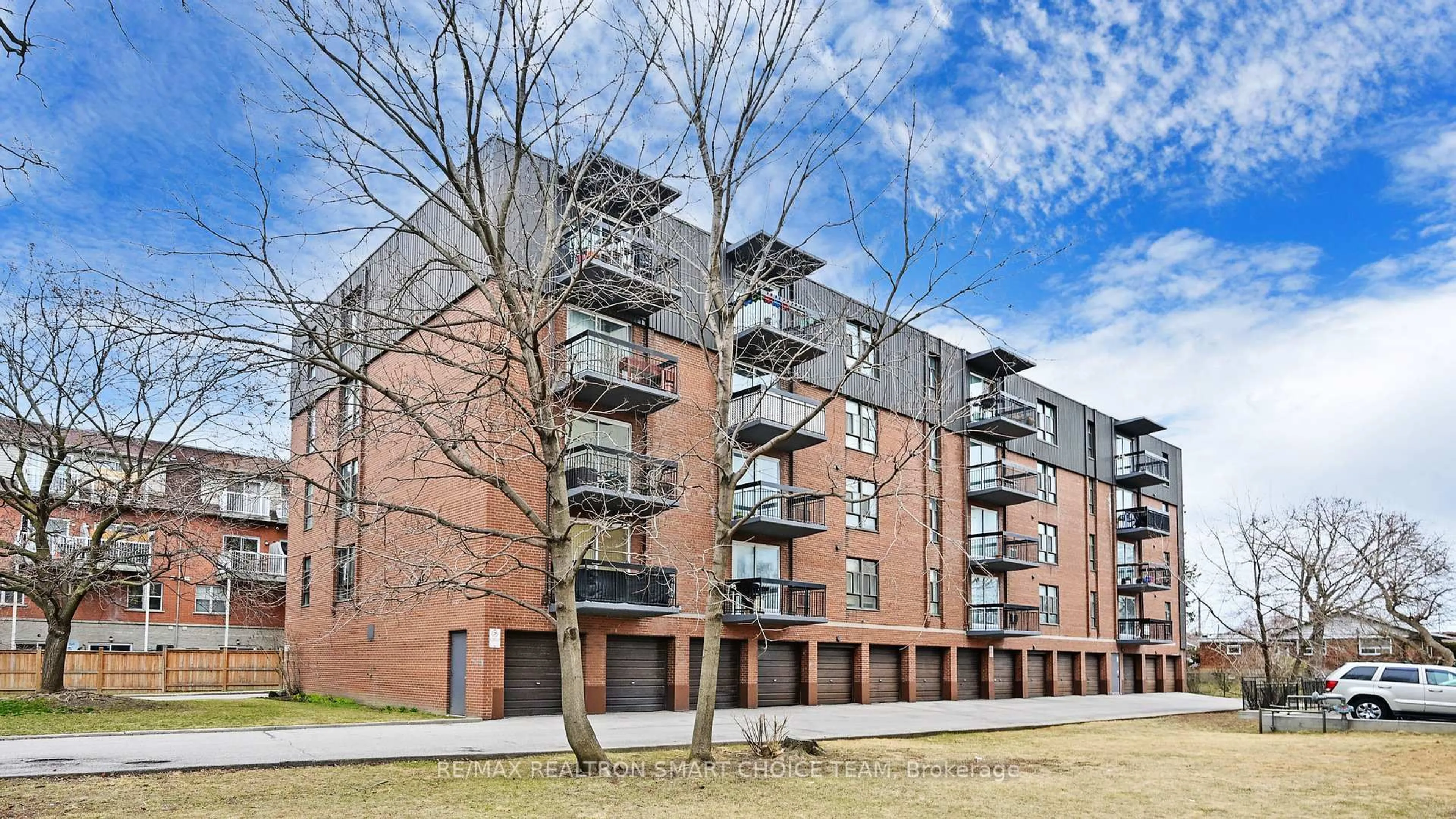Unknown for 895 Kennedy Rd #505, Toronto Ontario M1K 2E9