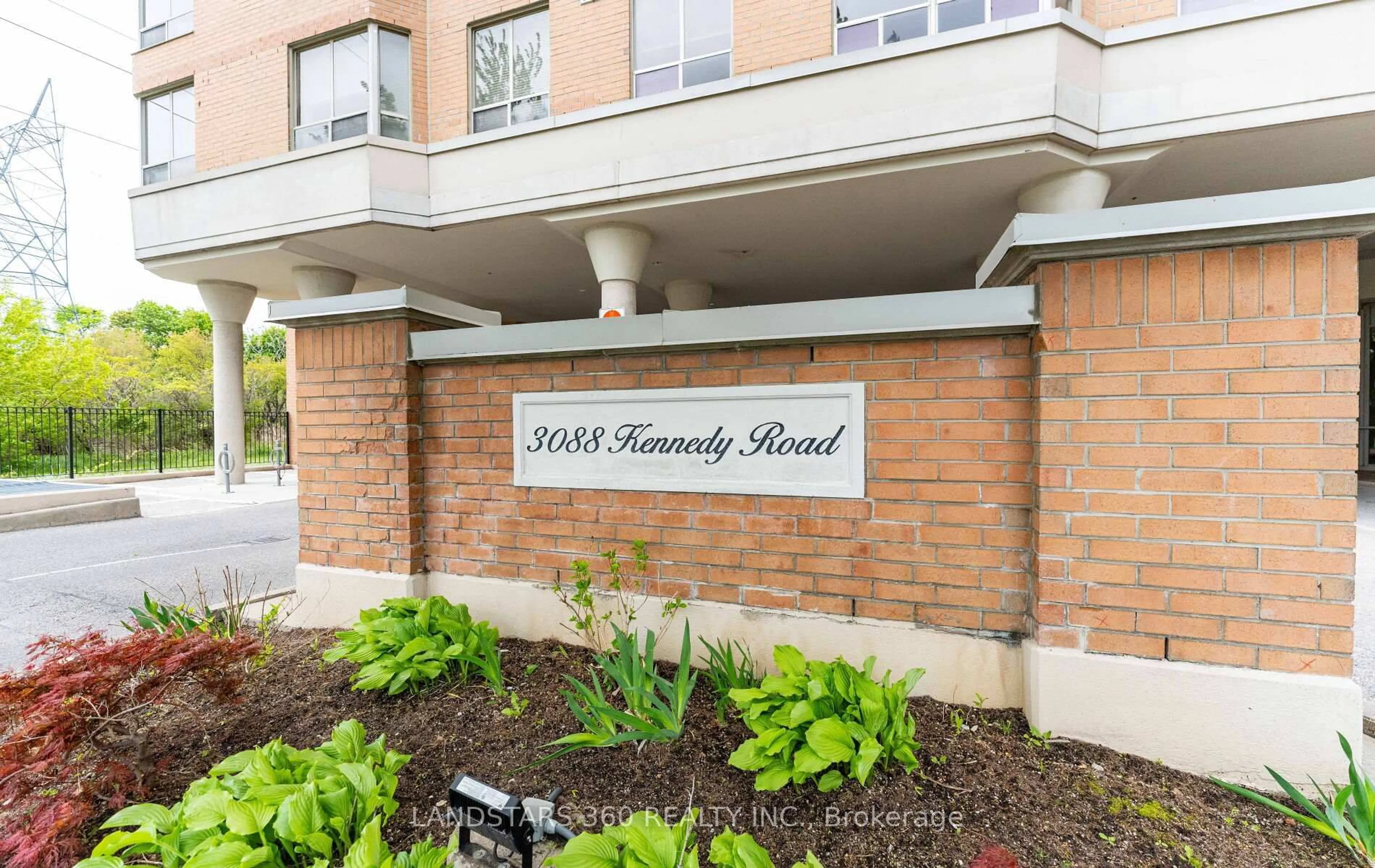 Indoor entryway for 3088 Kennedy Rd #707, Toronto Ontario M1V 5M4