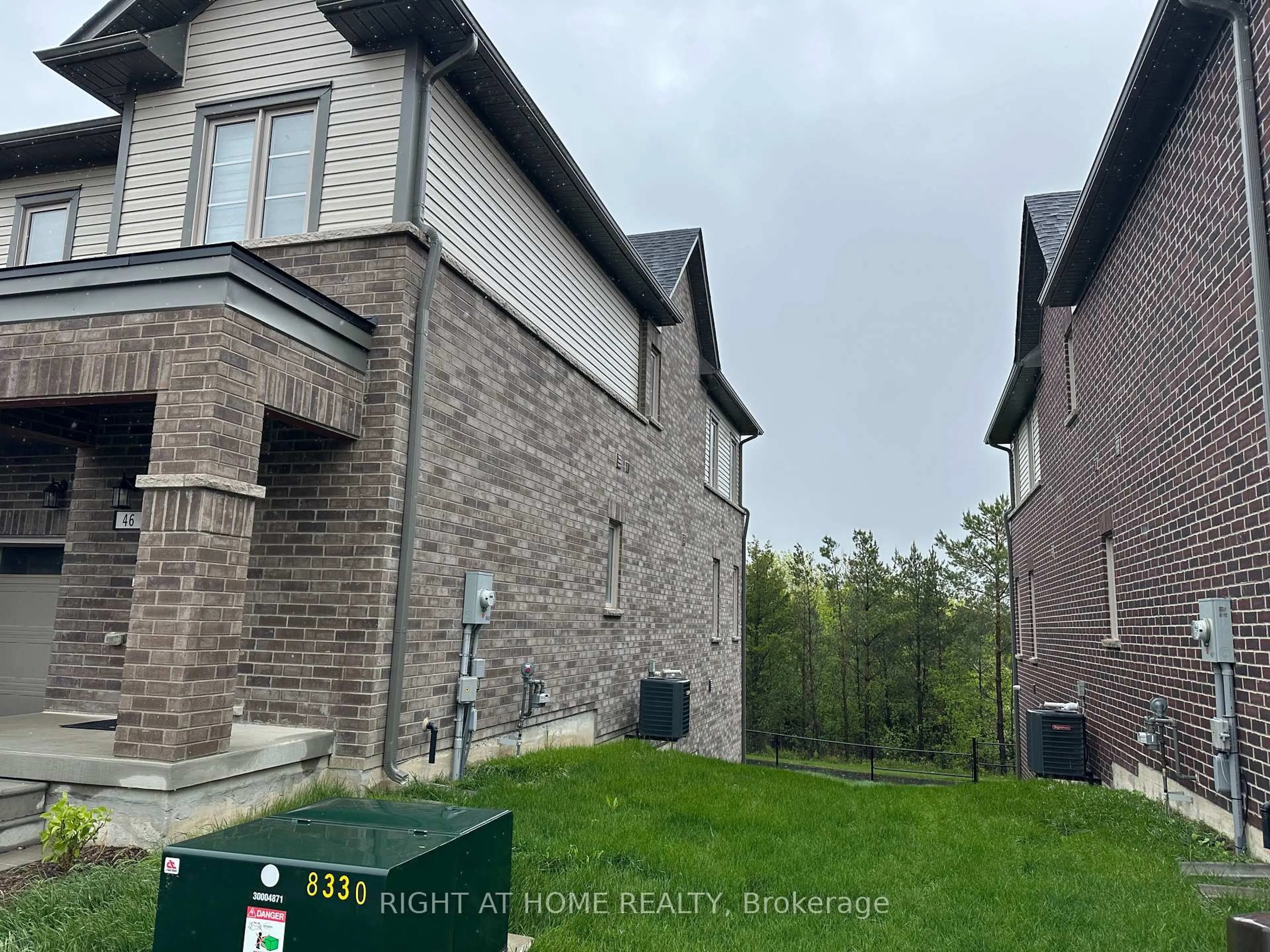 Unknown for 46 Senay Circ, Clarington Ontario L1E 0H8