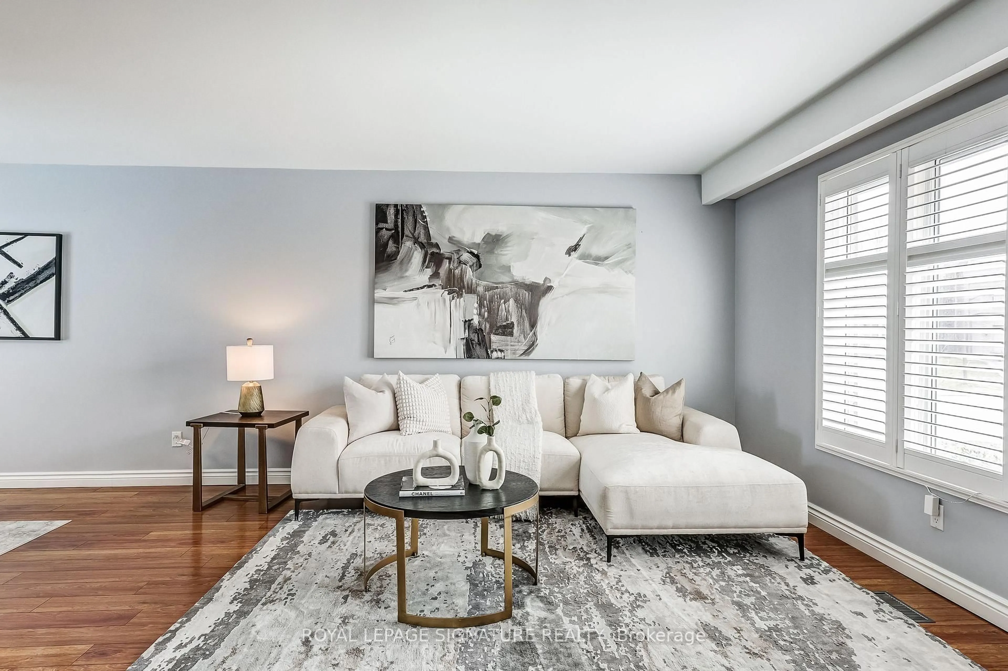 Living room with furniture, unknown for 1773 Meadowview Ave, Pickering Ontario L1V 3G7