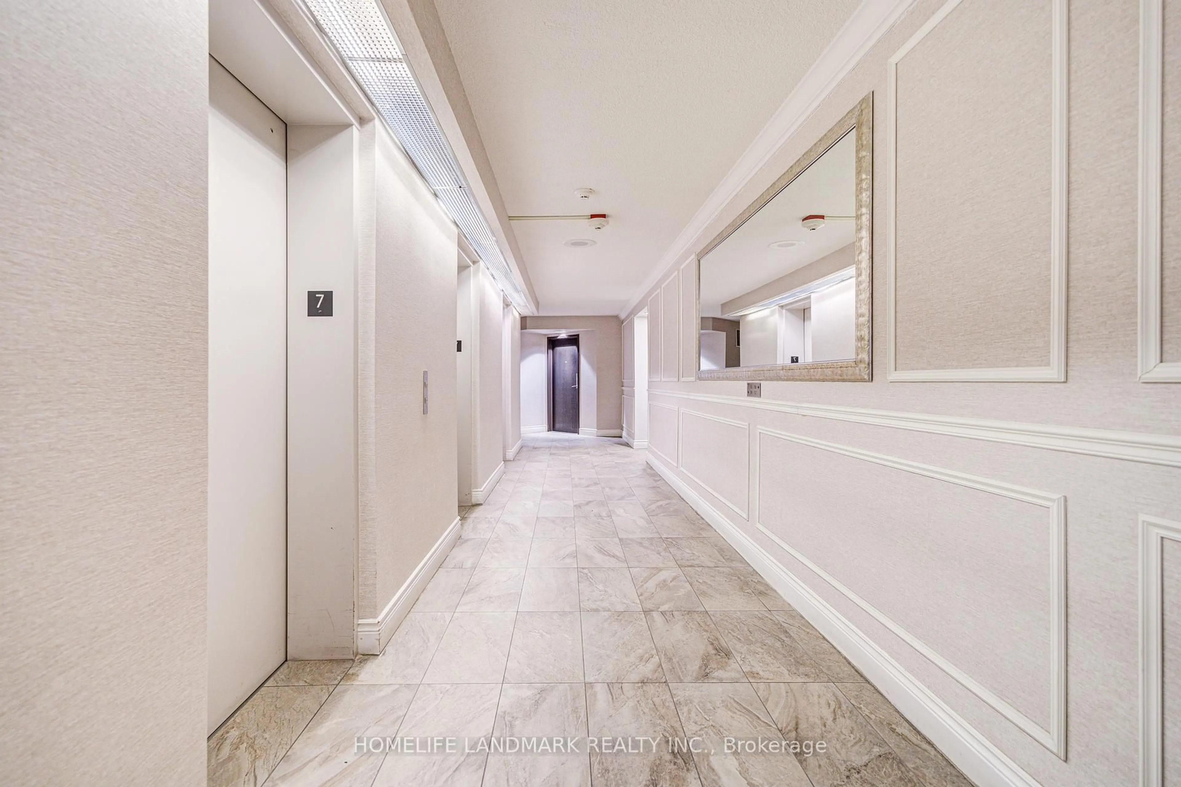 Indoor foyer for 4725 Sheppard Ave #703, Toronto Ontario M1S 5B2