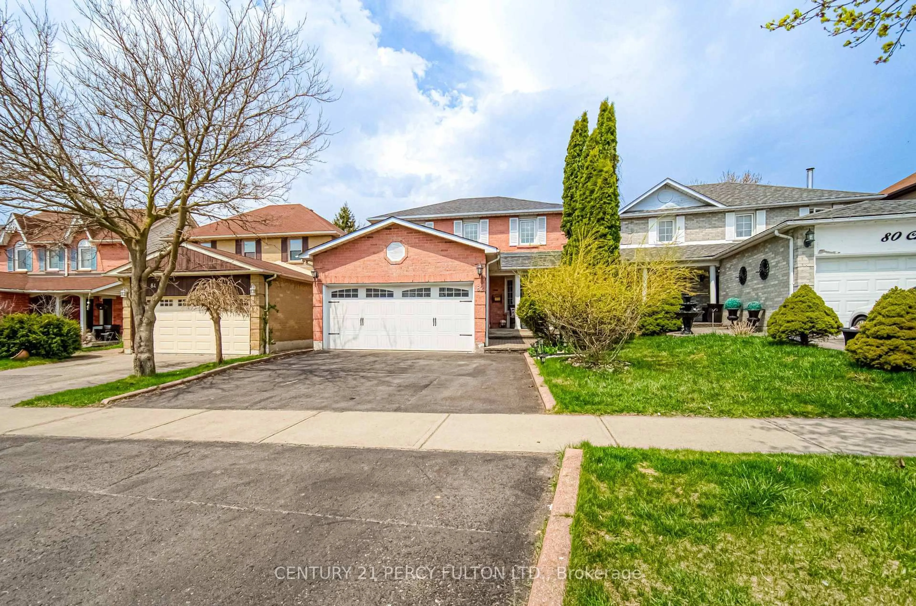 Home with brick exterior material, street for 82 Chapman Dr, Ajax Ontario L1T 3E5