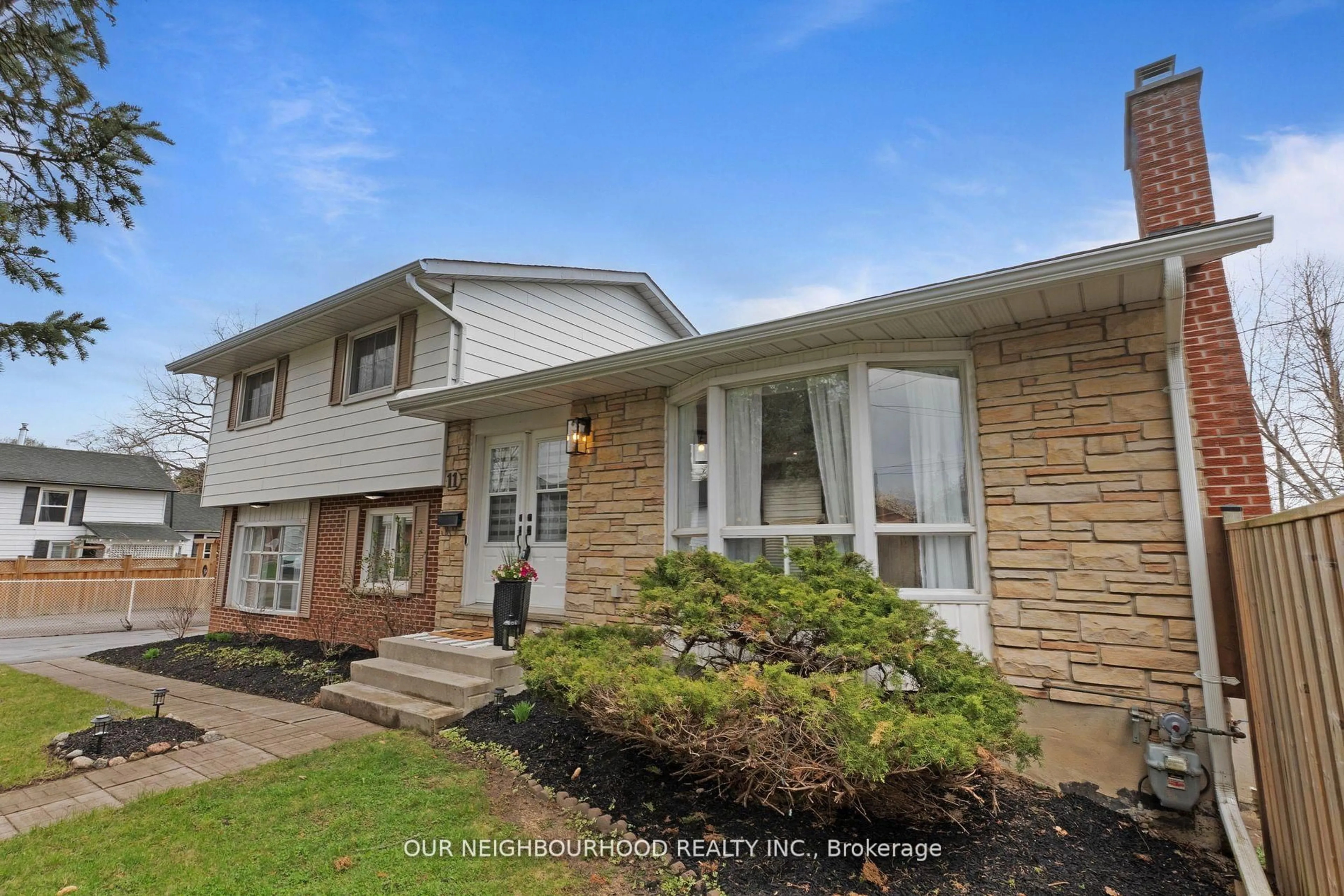 Unknown for 11 Ontario St, Clarington Ontario L1C 2R9