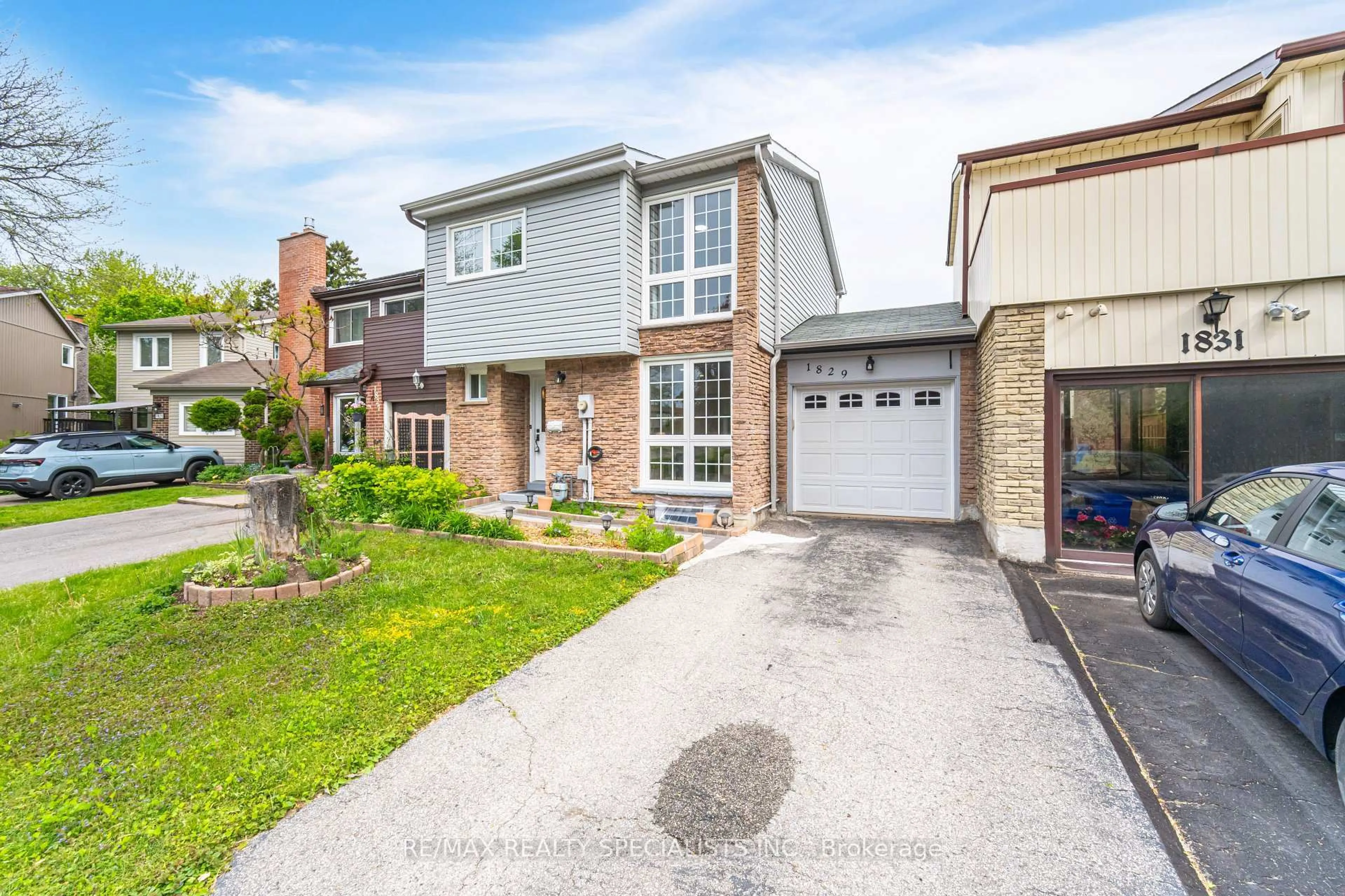 Home with brick exterior material, street for 1829 Foleyet Cres, Pickering Ontario L1V 2X8