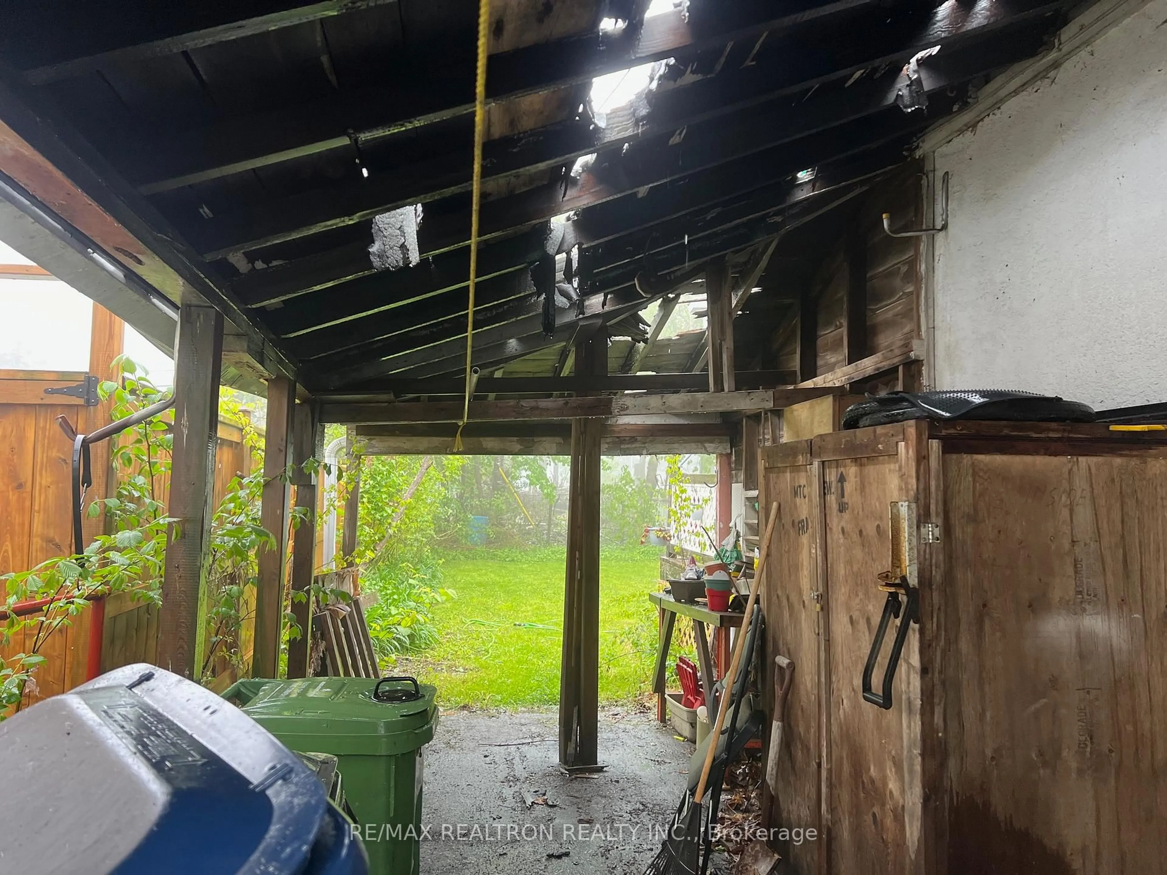Shed for 108 Dorset Rd, Toronto Ontario M1M 2T1