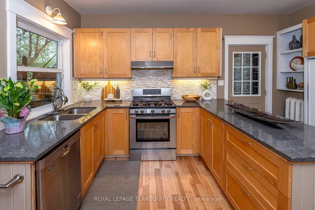 Additional property image - 75 Hiawatha Rd