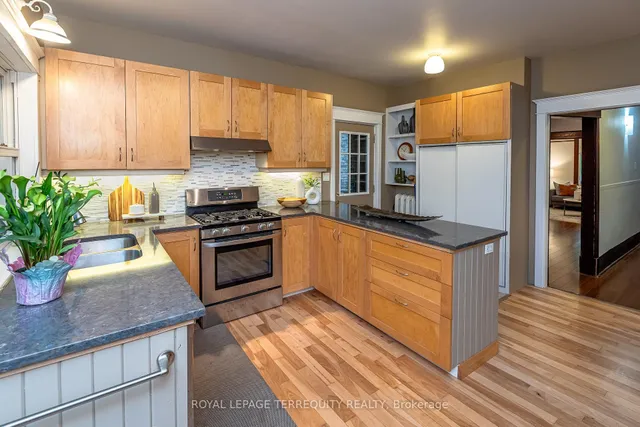 Additional property image - 75 Hiawatha Rd