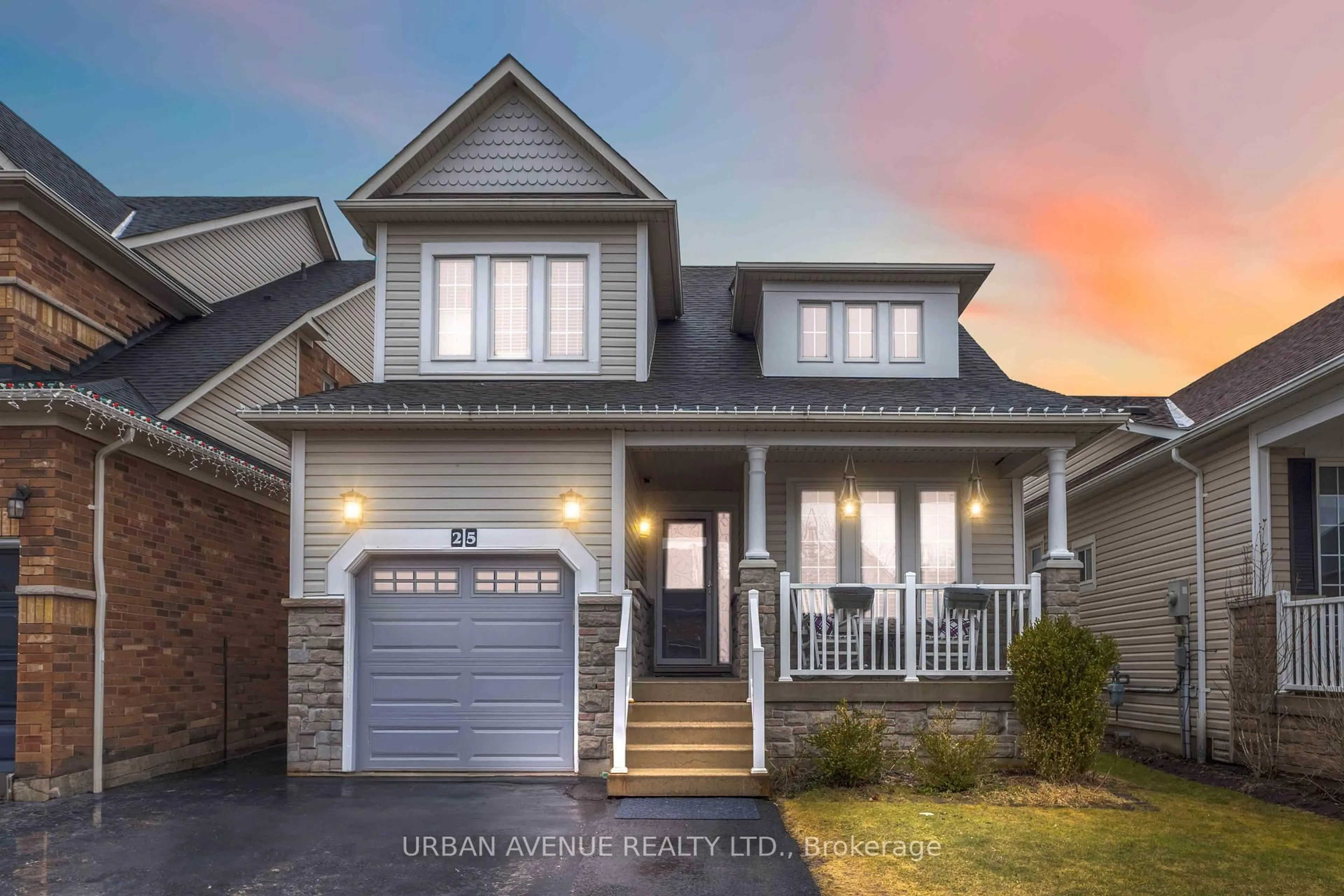 Home with vinyl exterior material, street for 25 Bianca Dr, Whitby Ontario L1M 2J3