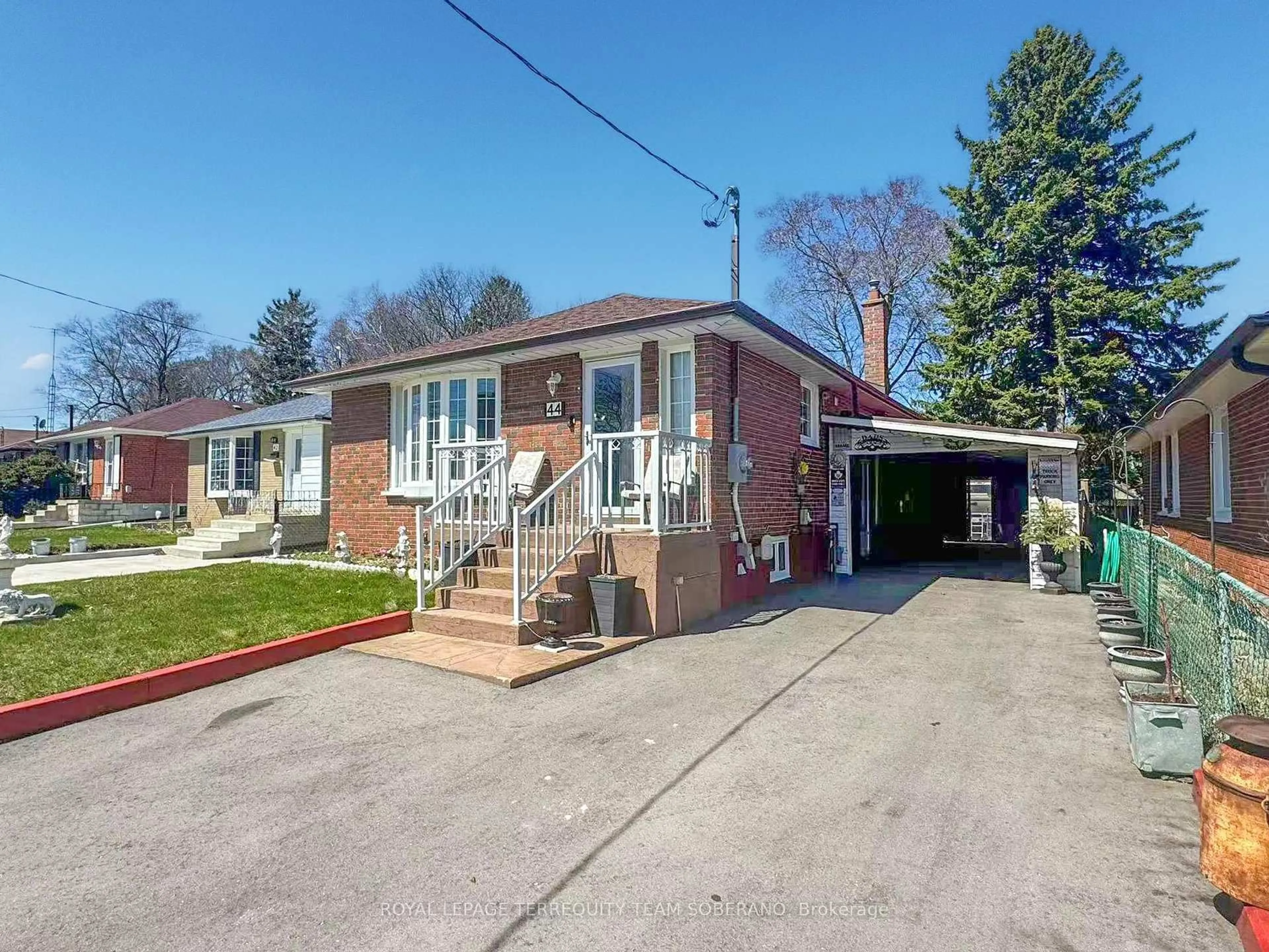 Home with brick exterior material, street for 44 Seminole Ave, Toronto Ontario M1J 1N1