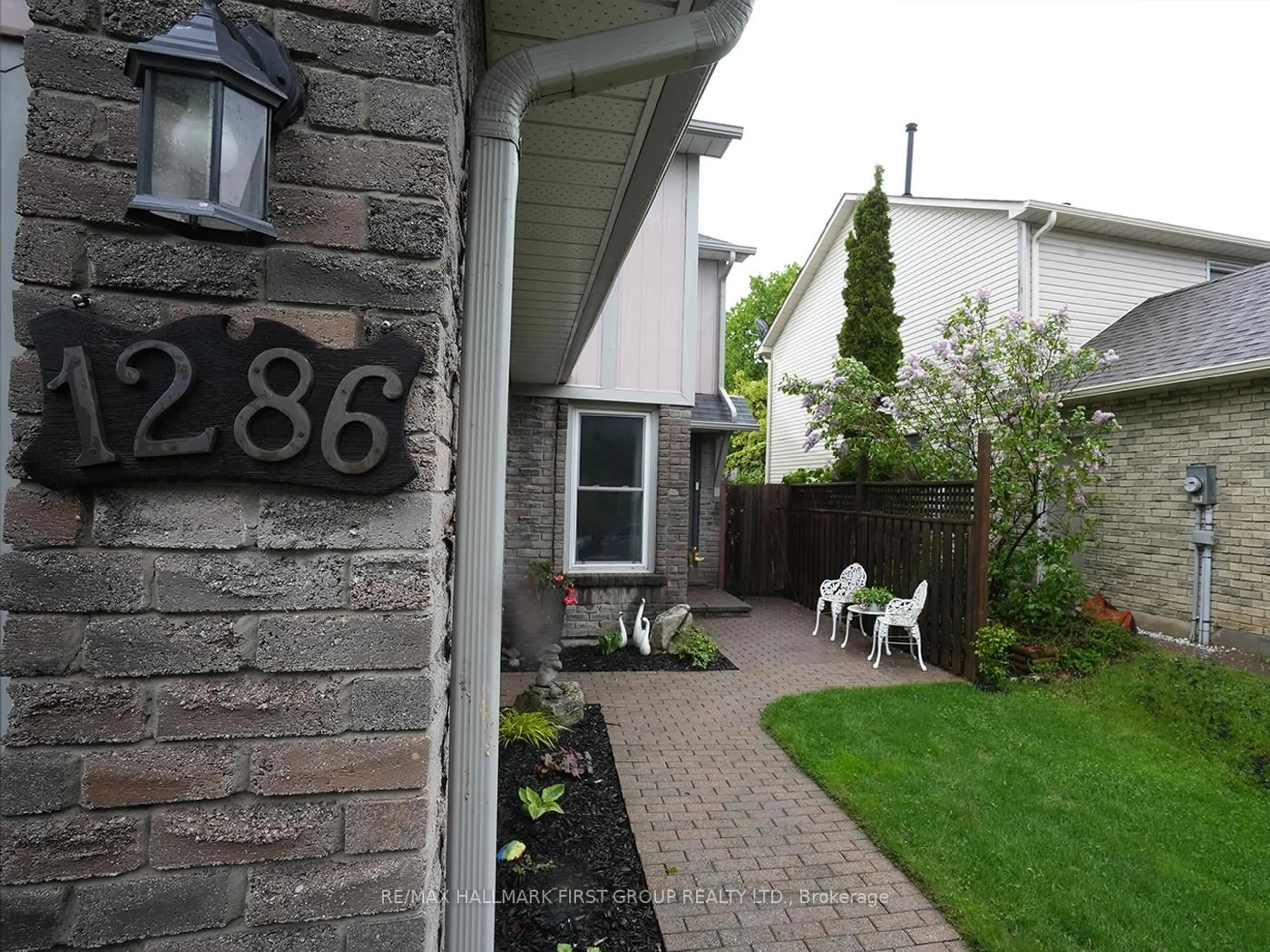 Unknown for 1286 Northmount St, Oshawa Ontario L1G 7M8