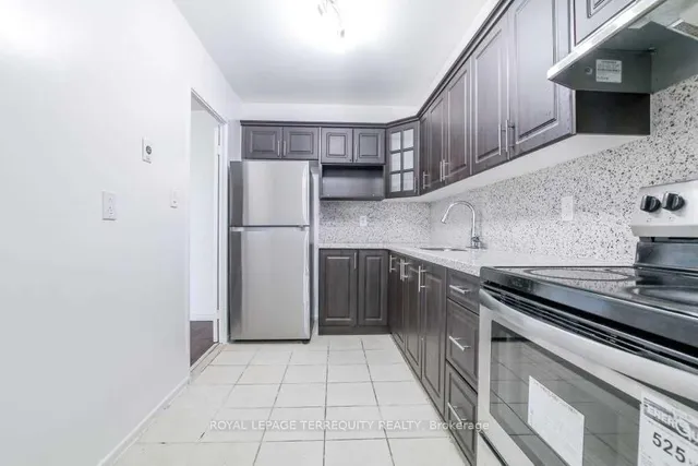 Additional property image - 5 Massey Sq Unit 1512