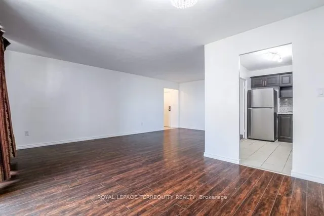 Additional property image - 5 Massey Sq Unit 1512