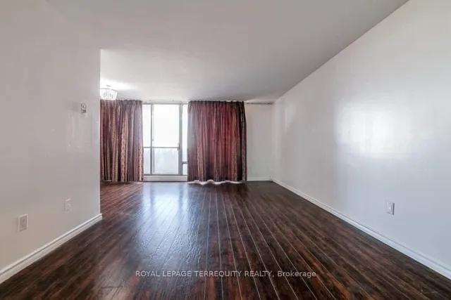 Additional property image - 5 Massey Sq Unit 1512