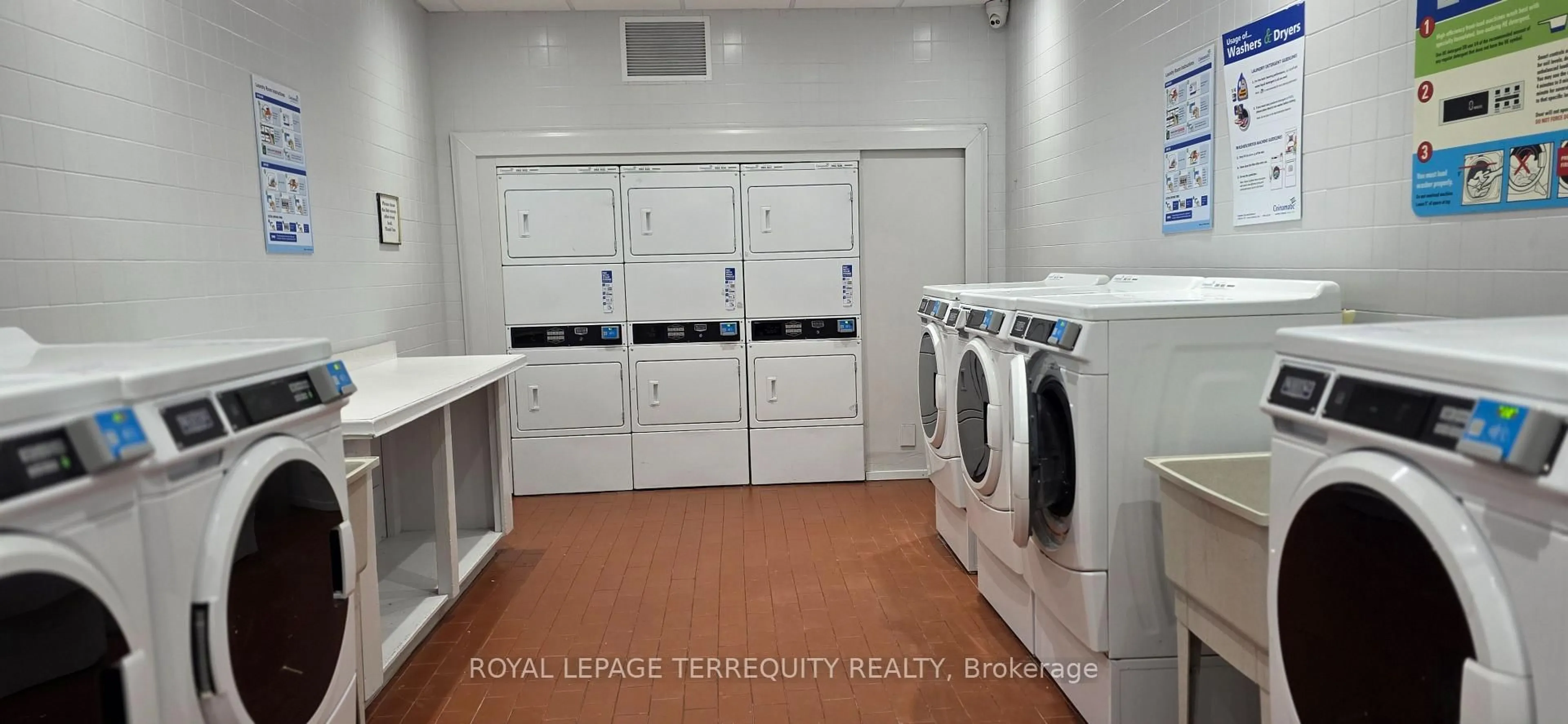 Laundry room for 5 Massey Sq #1512, Toronto Ontario M4C 5L6